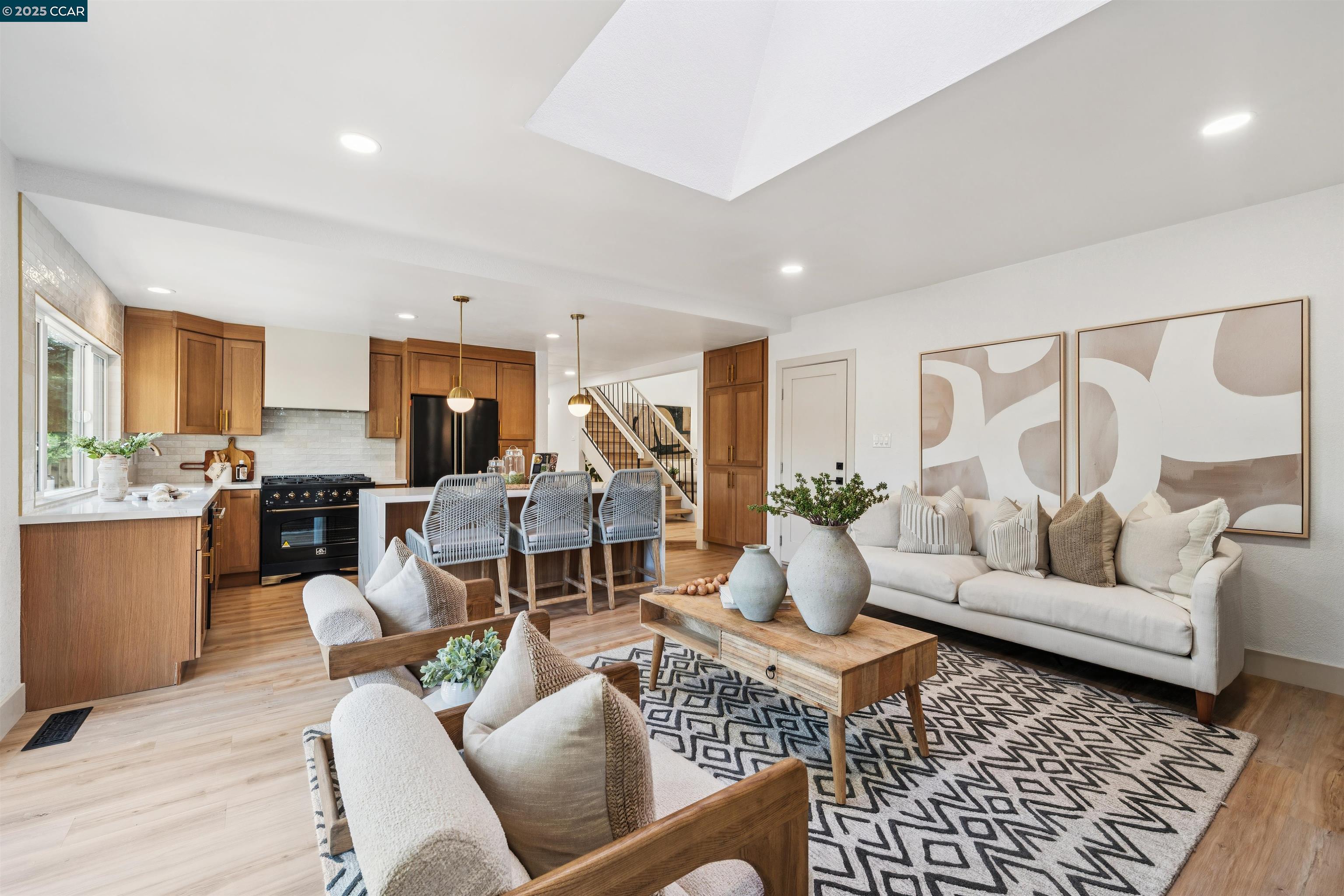 6 San Pedro Pl