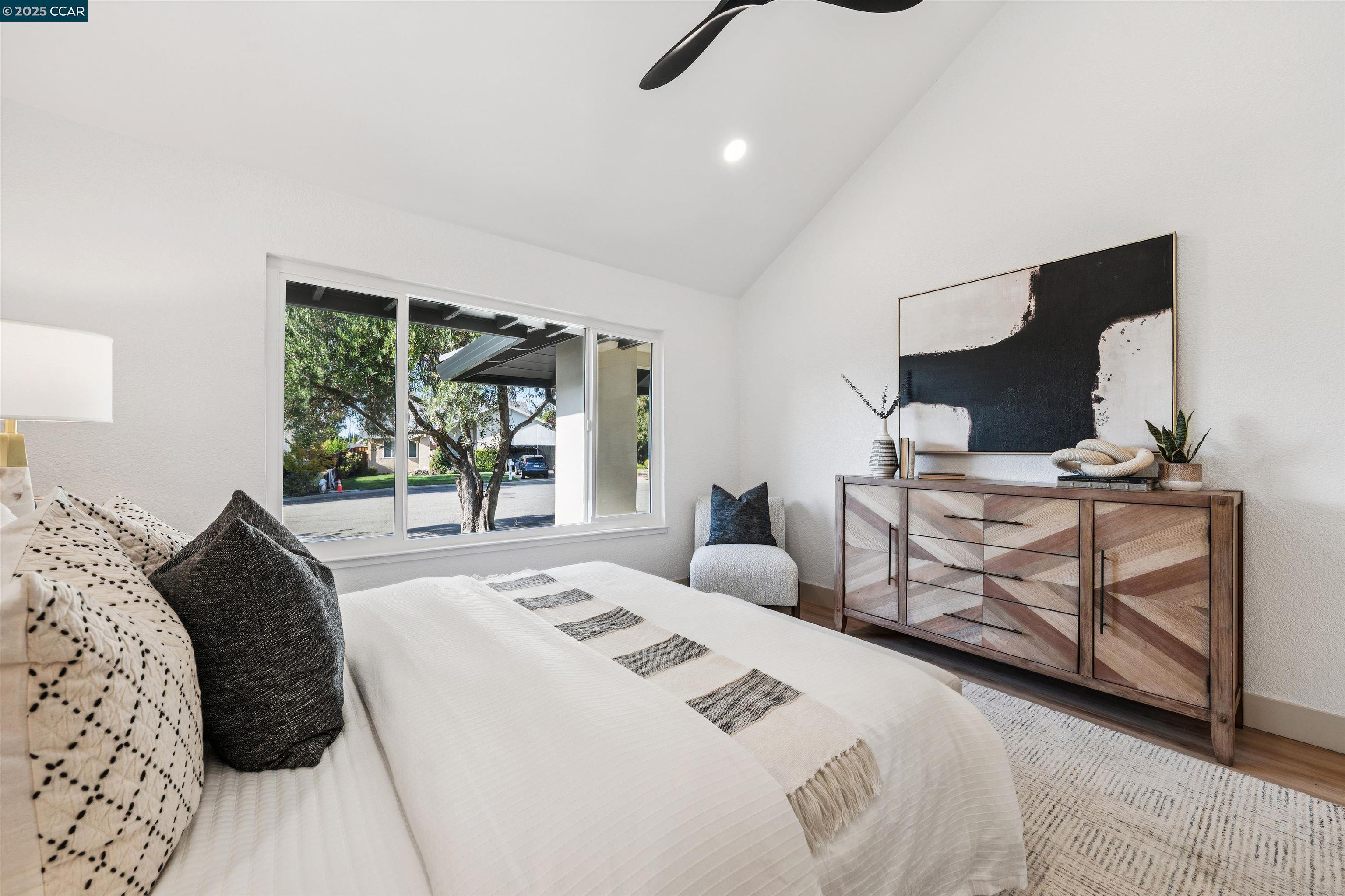 6 San Pedro Pl
