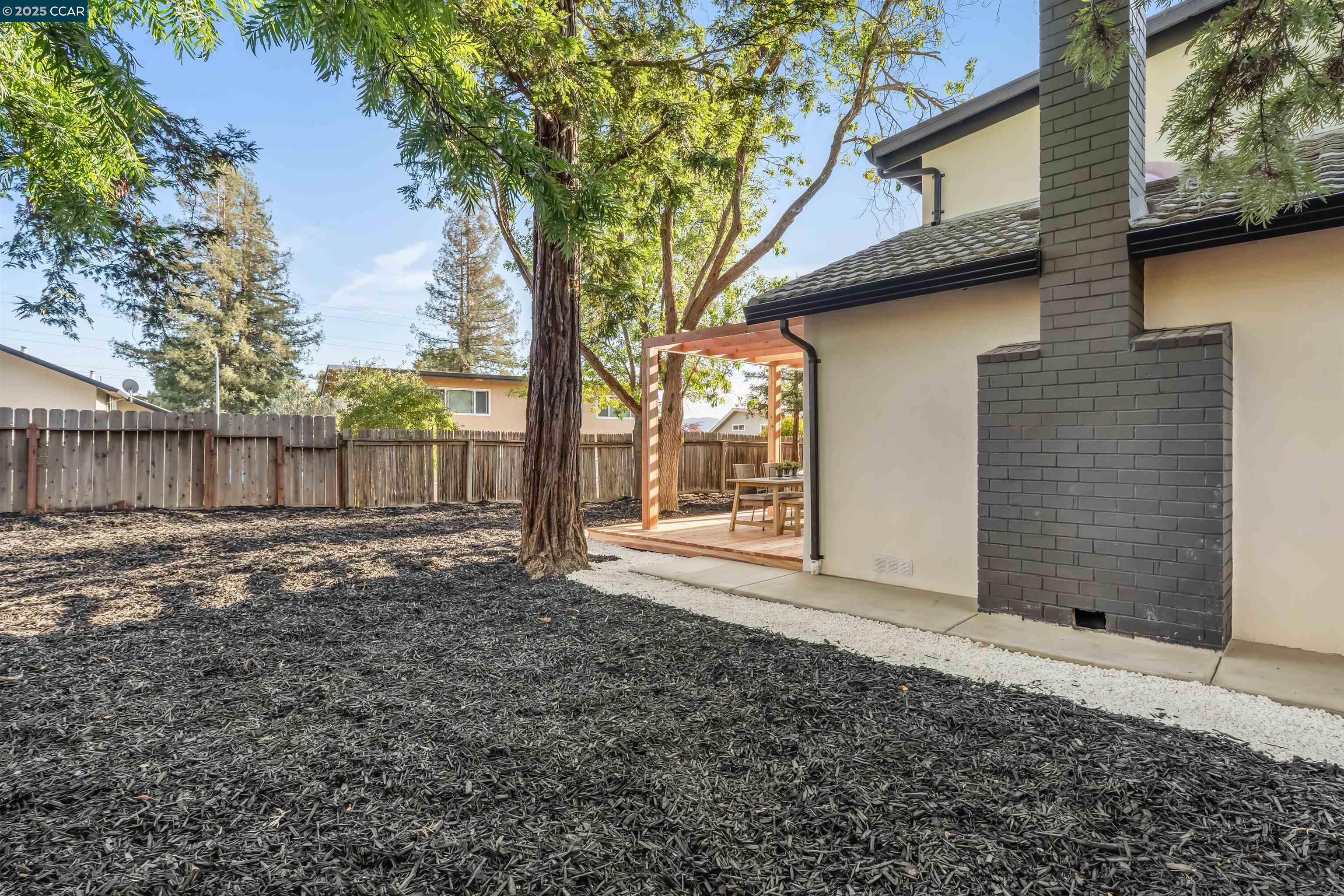 6 San Pedro Pl