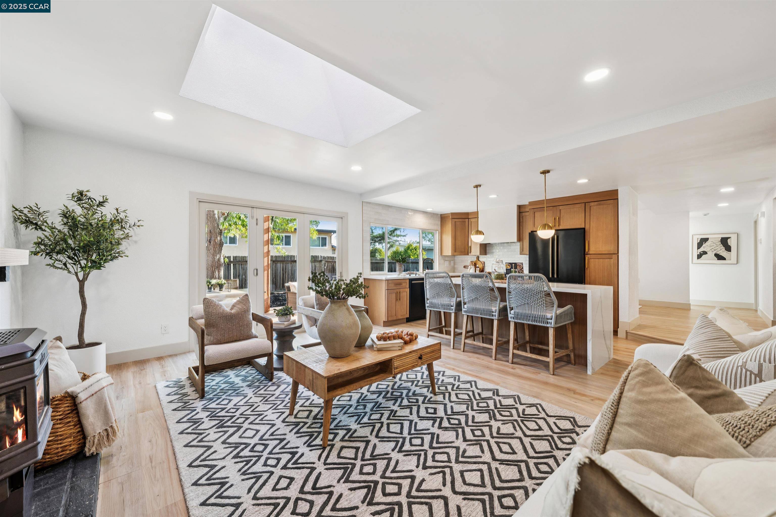 6 San Pedro Pl
