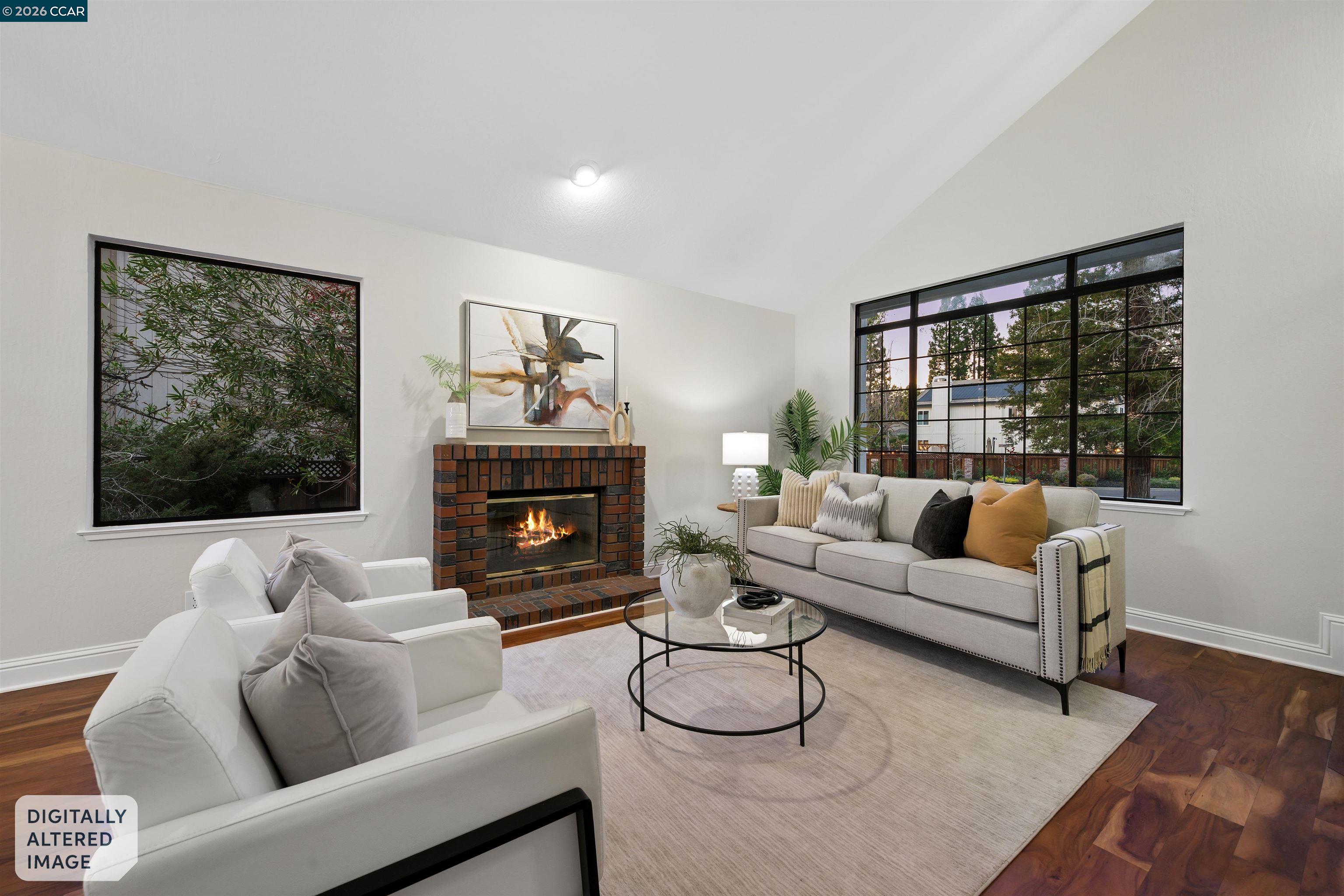 140 Cottonwood Ln