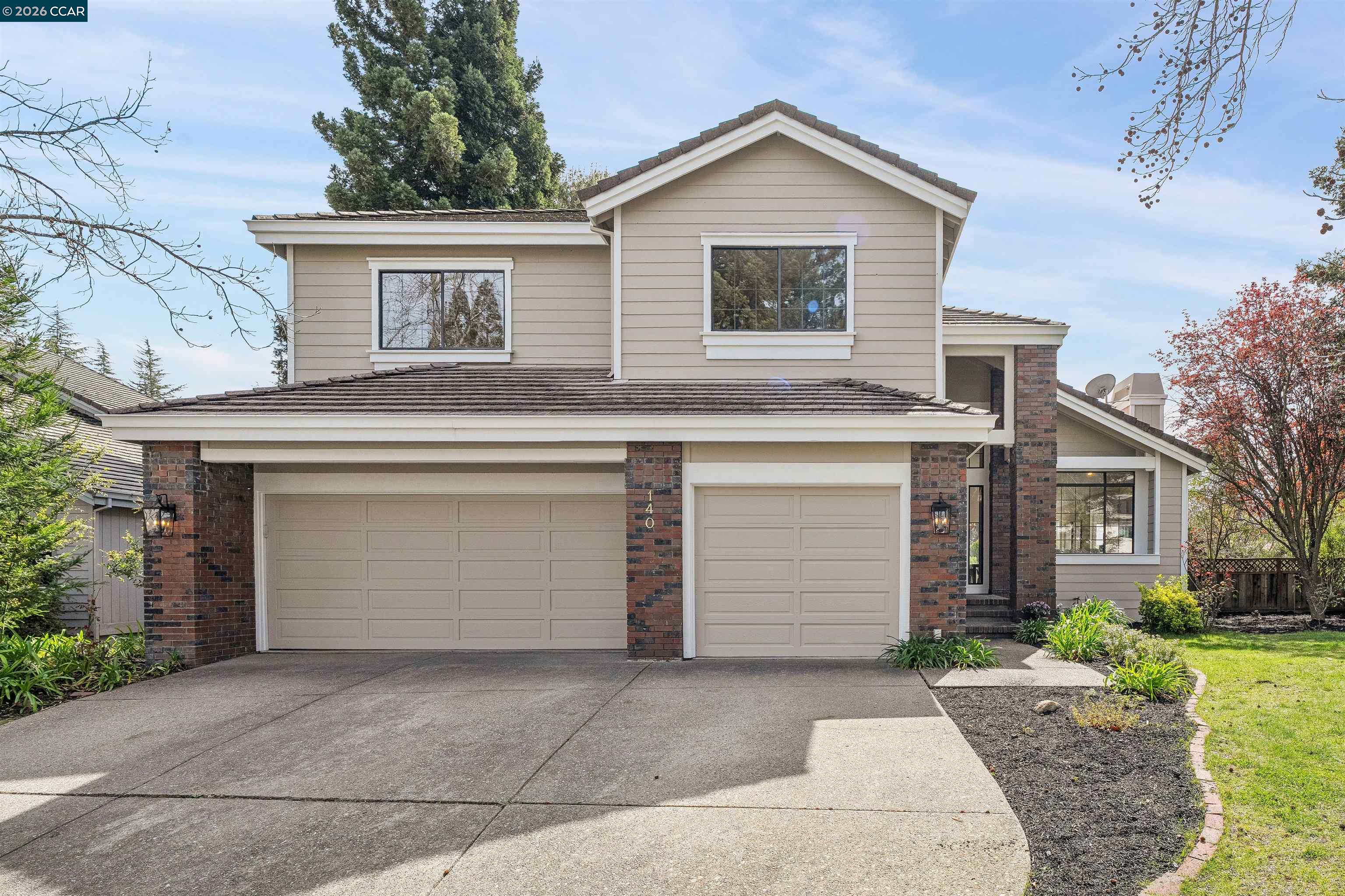140 Cottonwood Ln