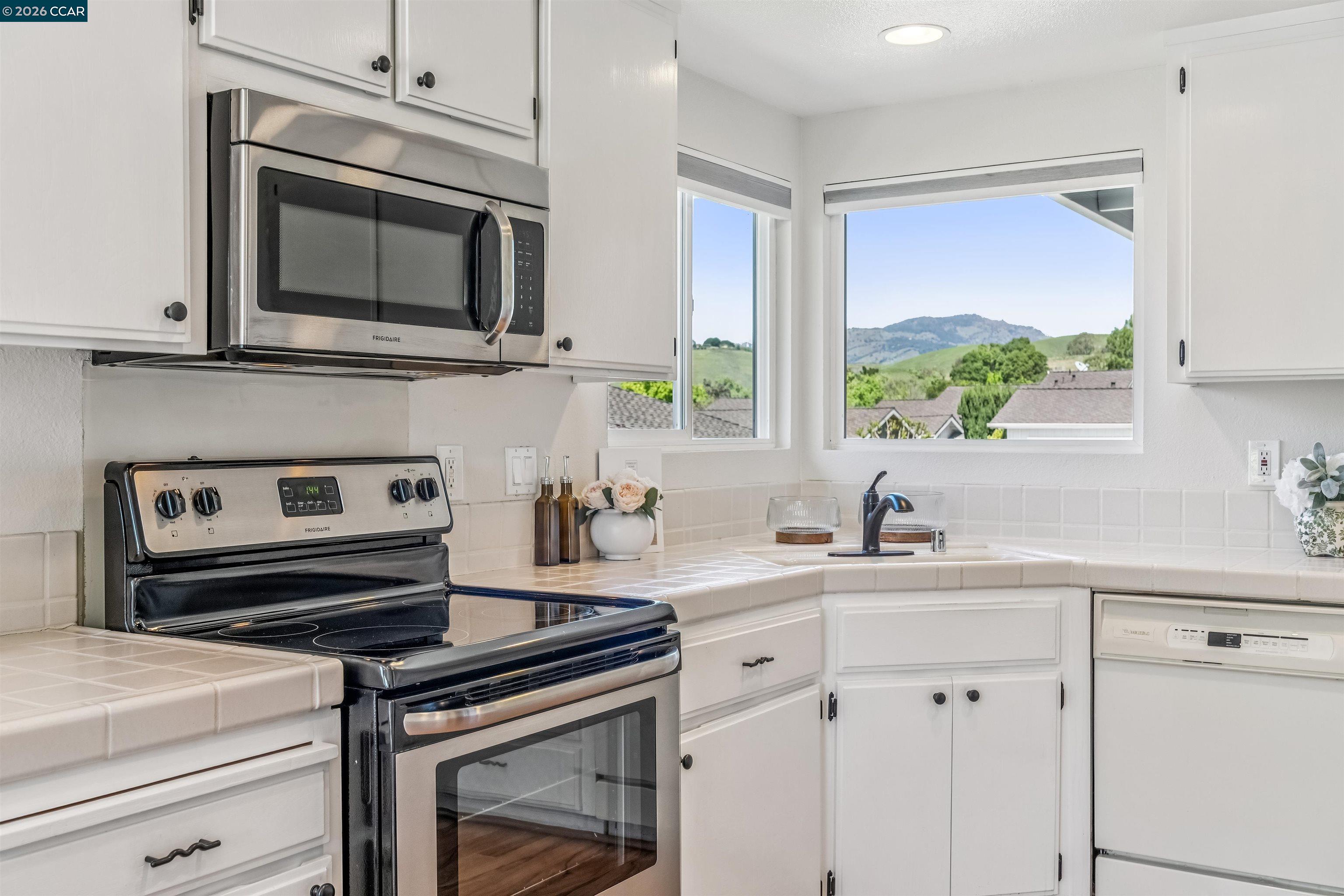 2131 Myrtle Beach Ln