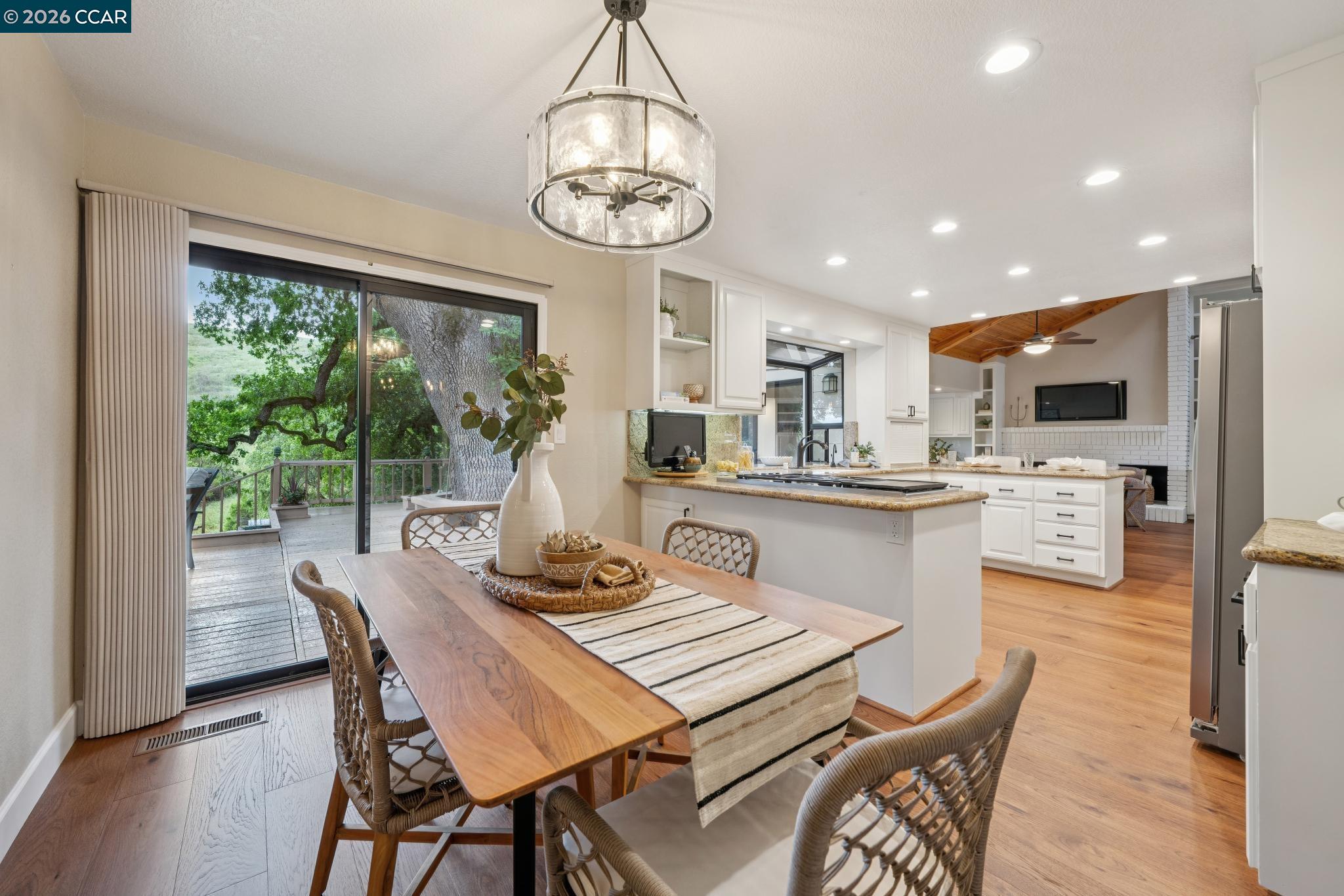 2165 Canyon Oak Ln