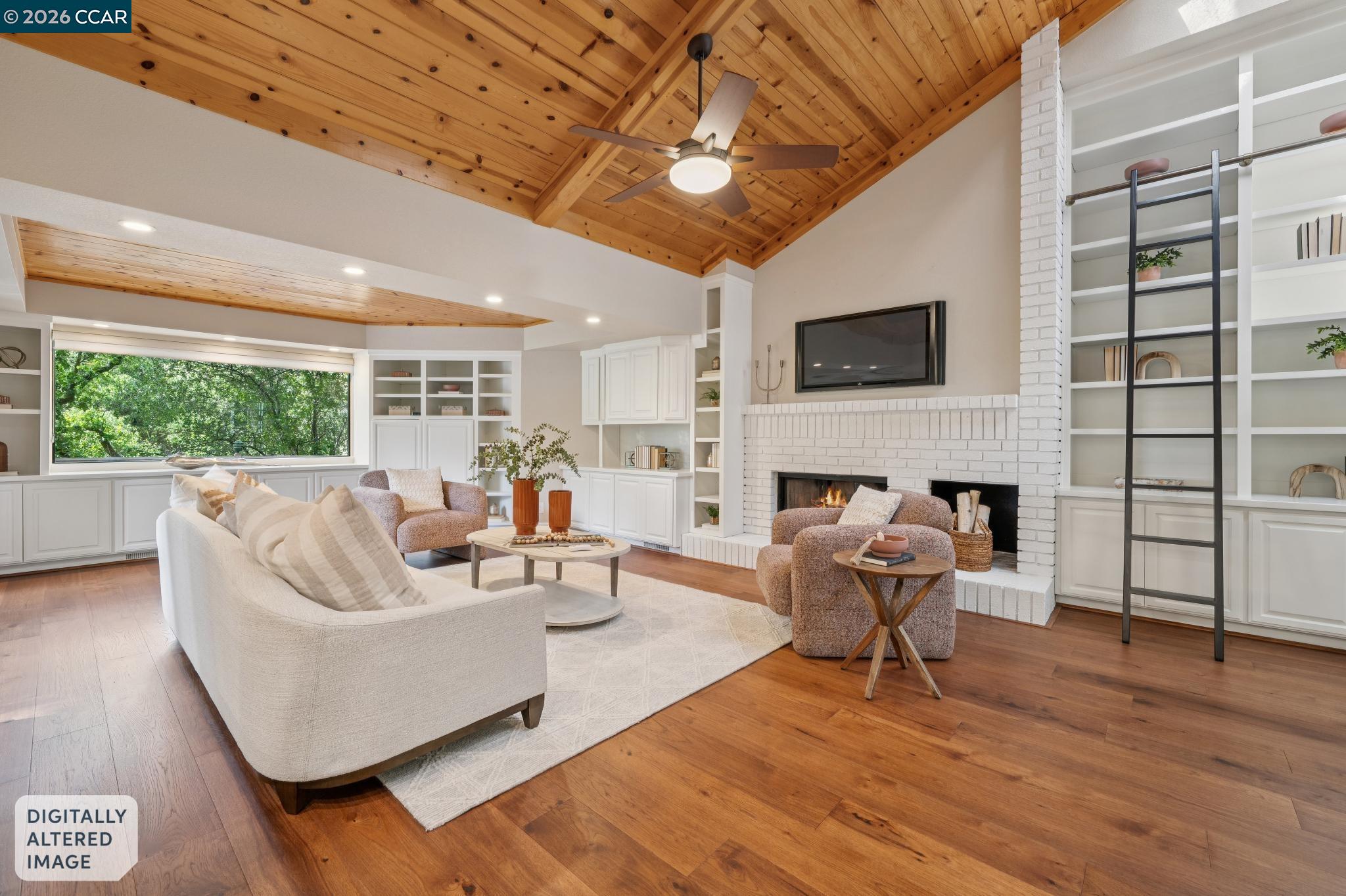2165 Canyon Oak Ln