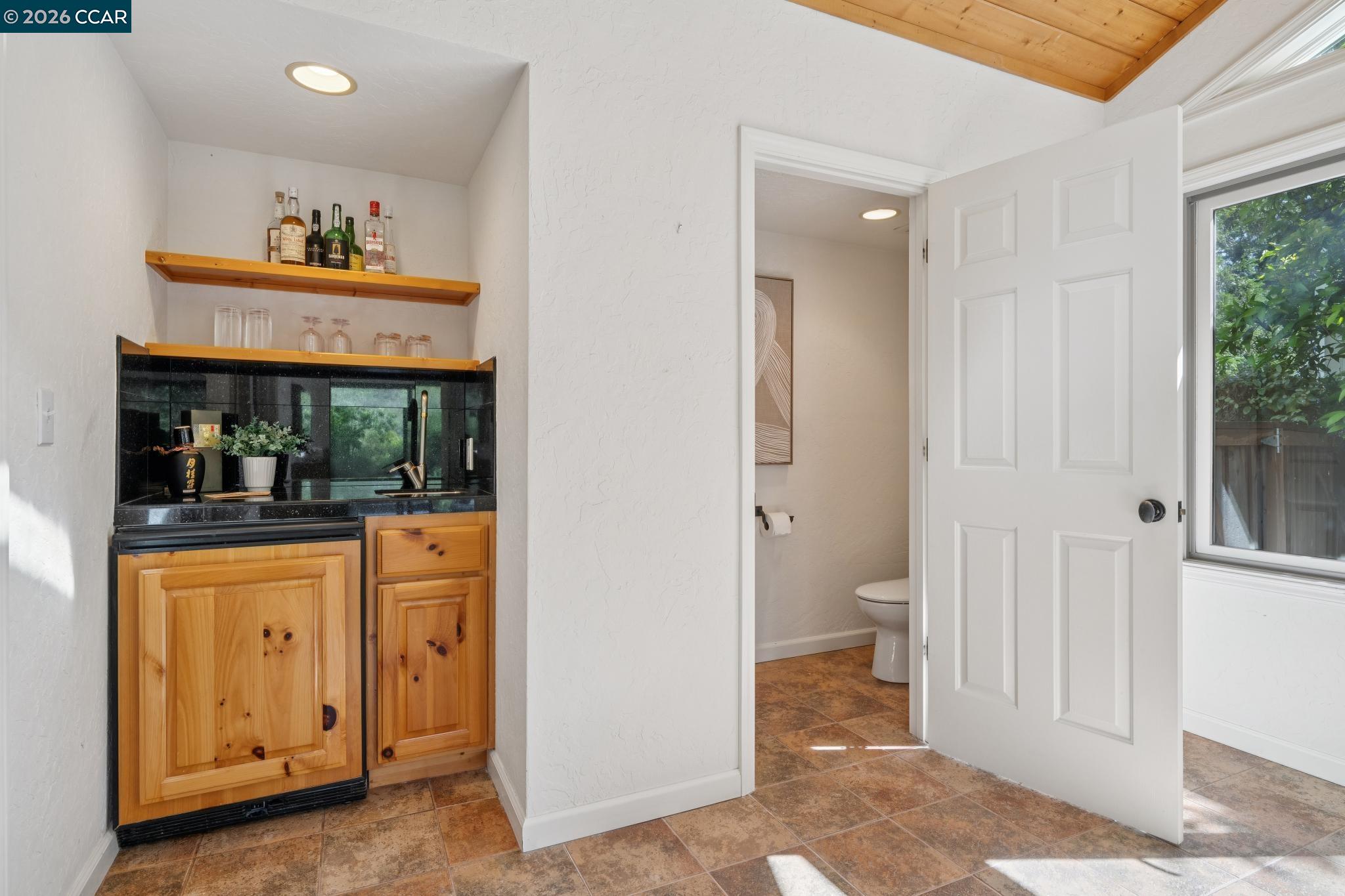 2165 Canyon Oak Ln