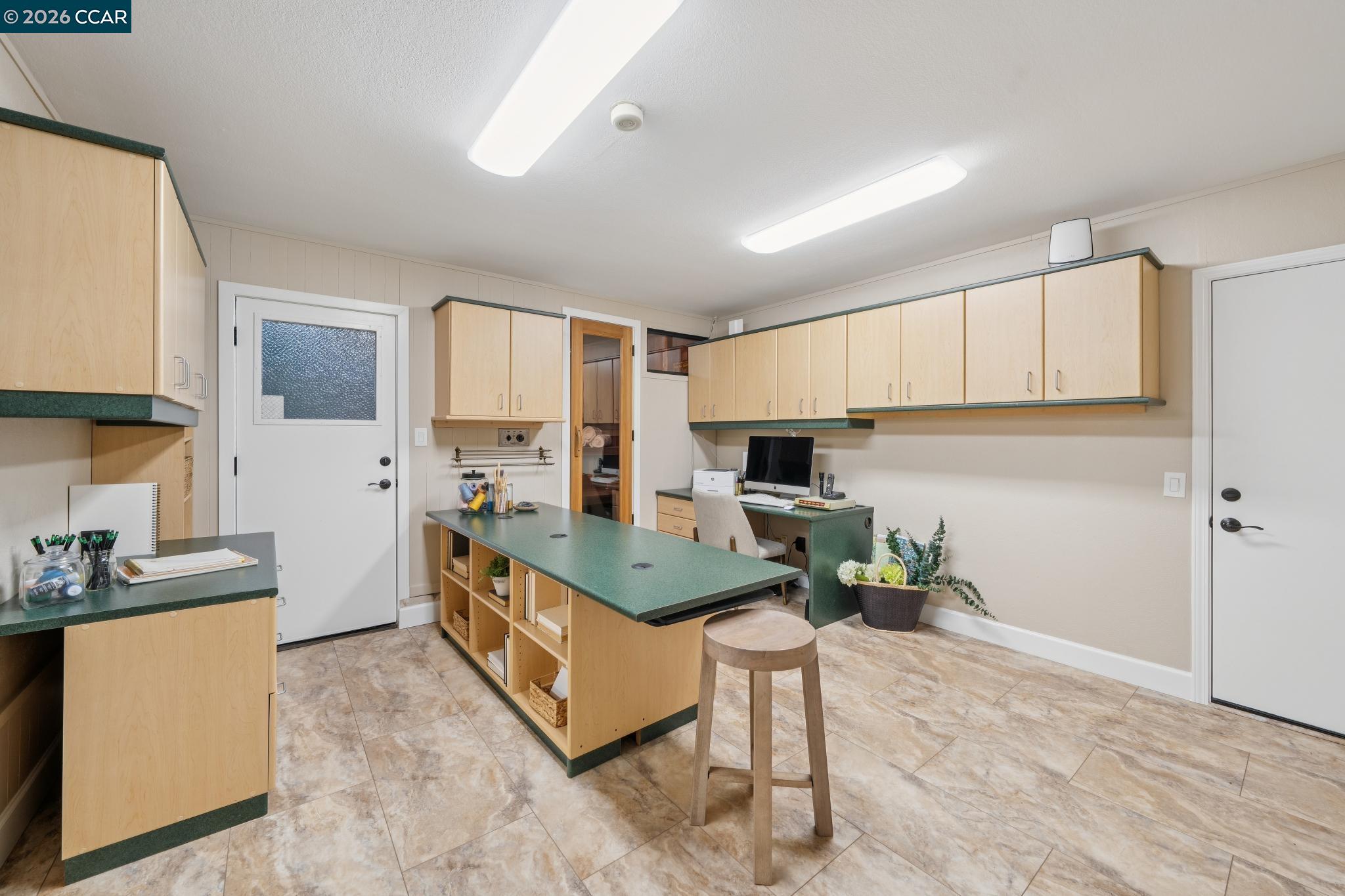 2165 Canyon Oak Ln