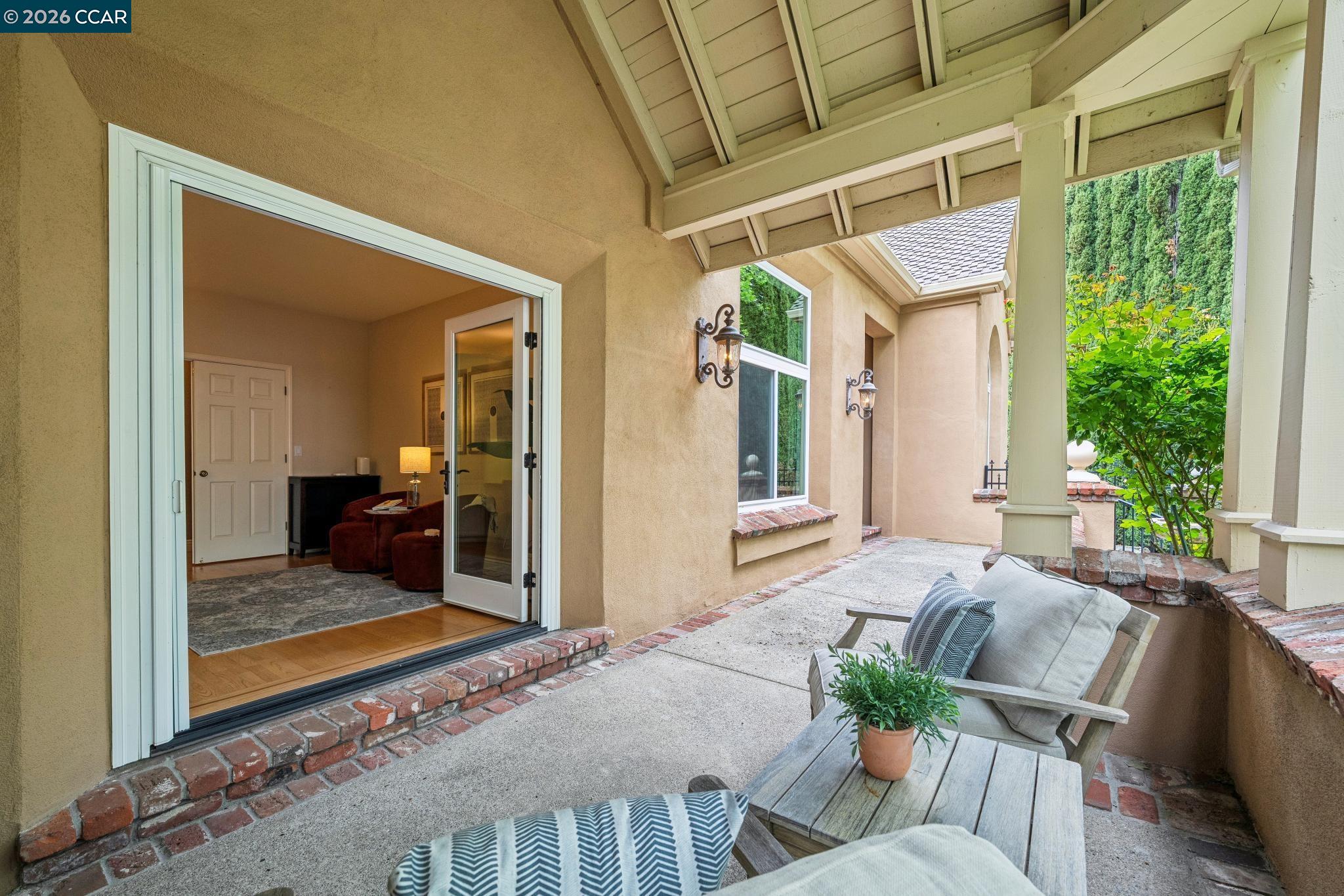 3271 Blackhawk Meadow Dr