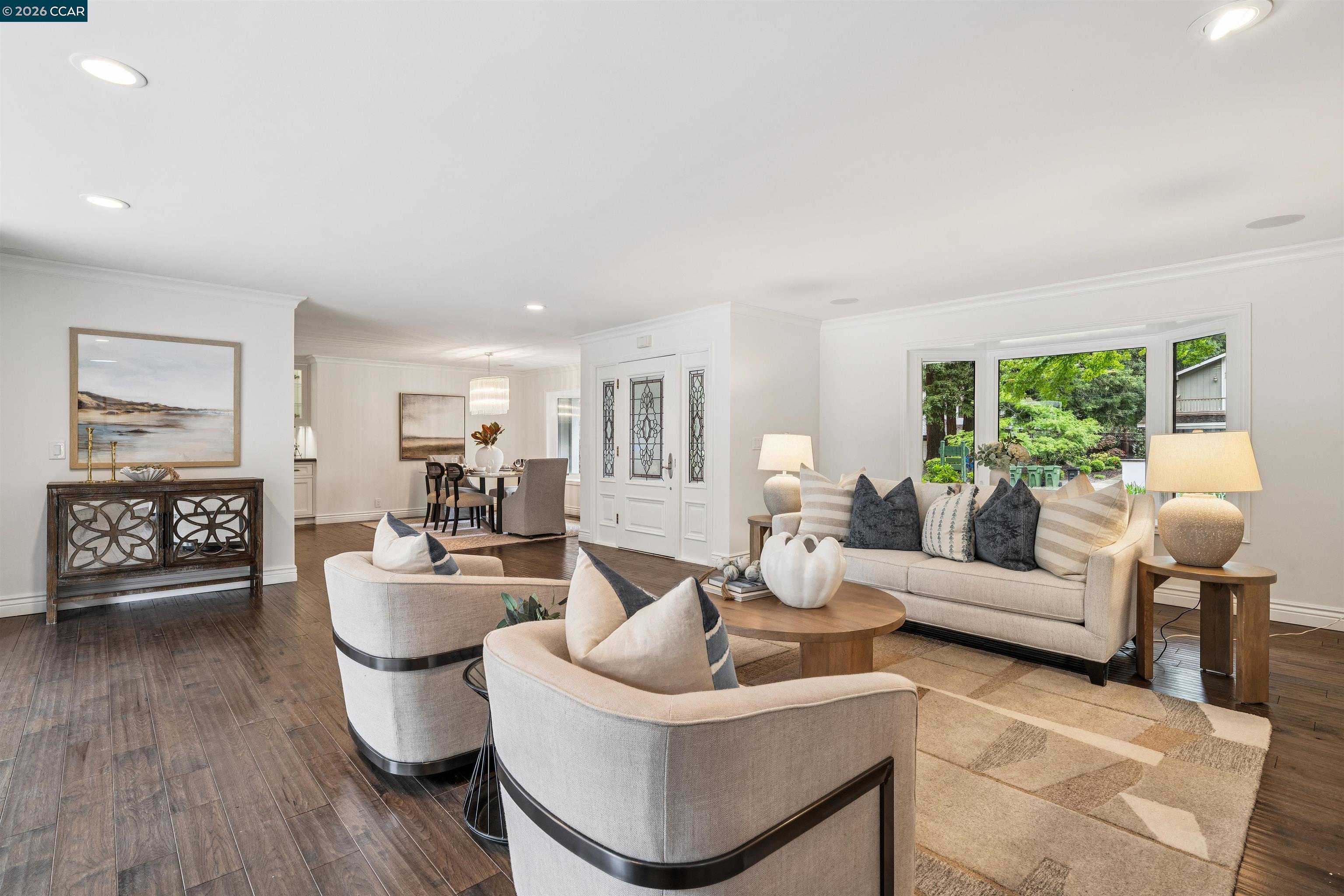 2348 Holly Oak Dr