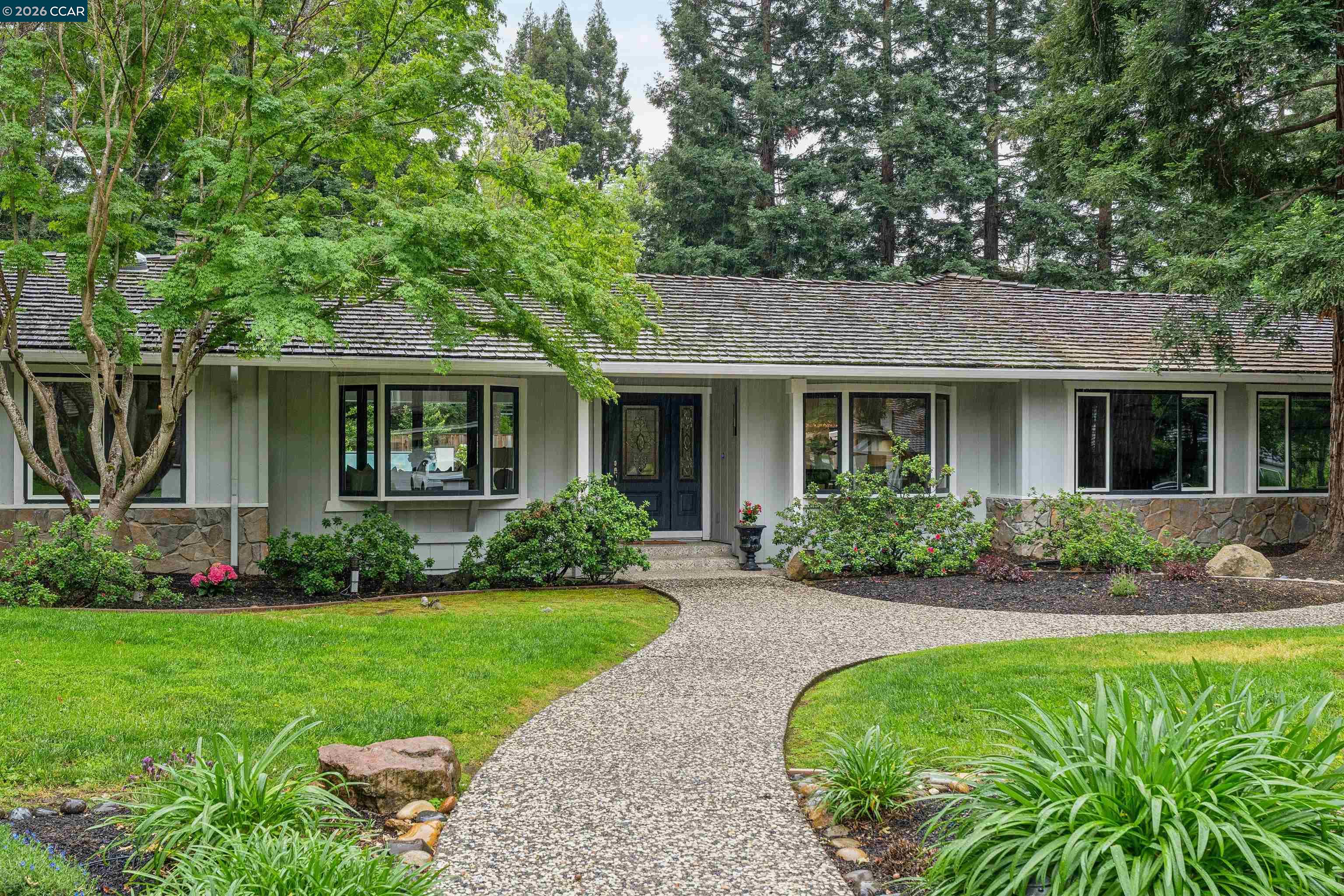 2348 Holly Oak Dr