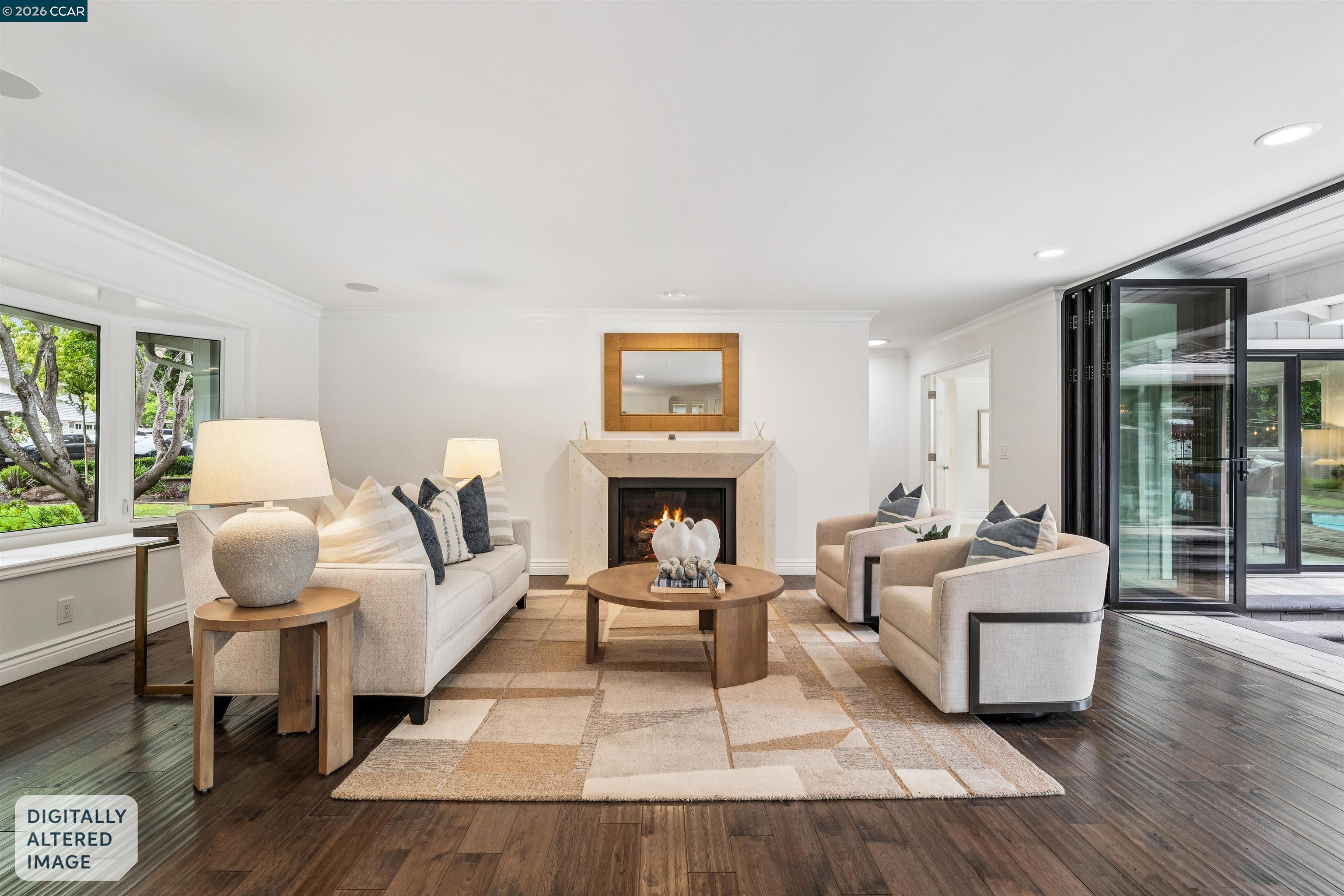 2348 Holly Oak Dr