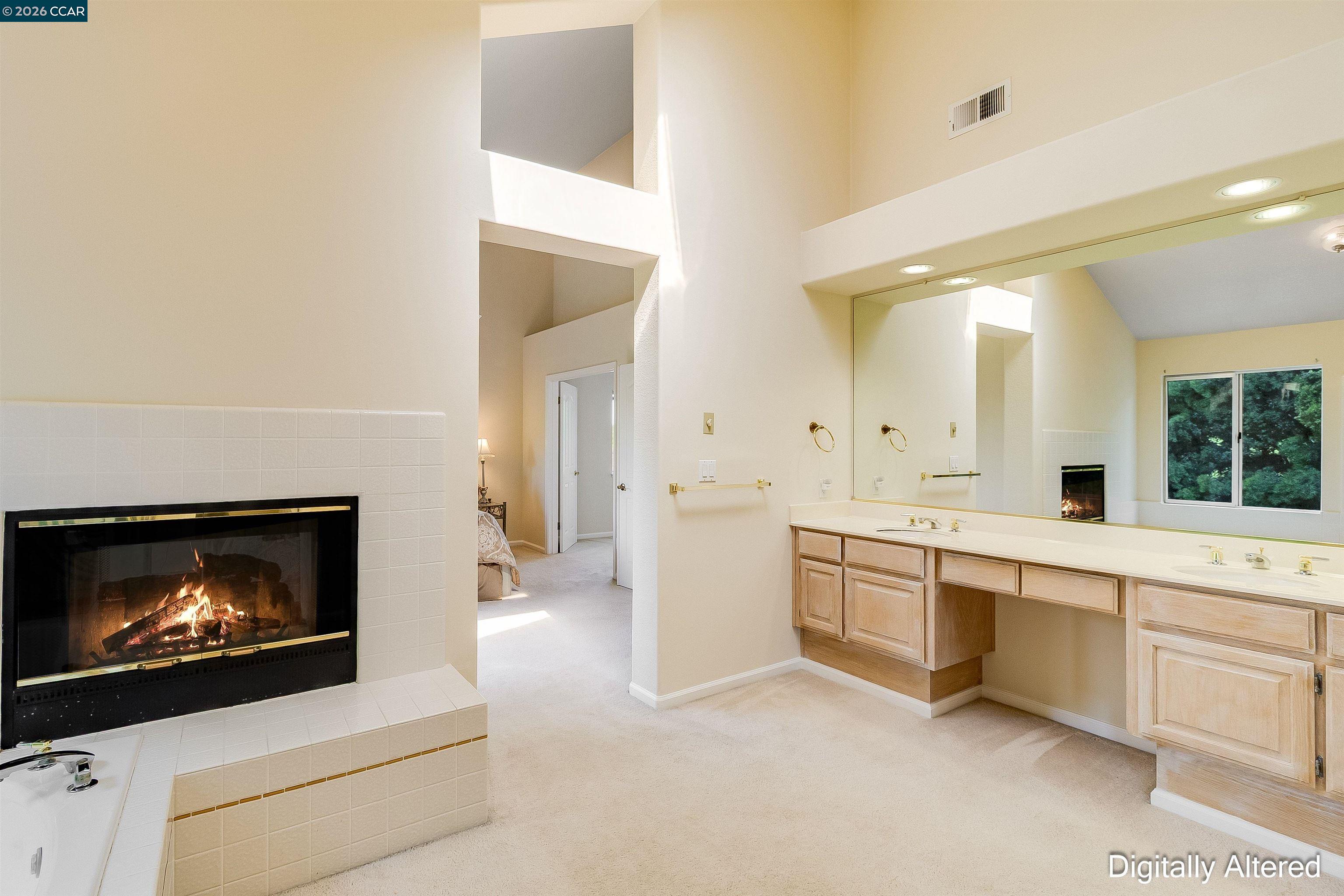 220 Valley Glen Ln