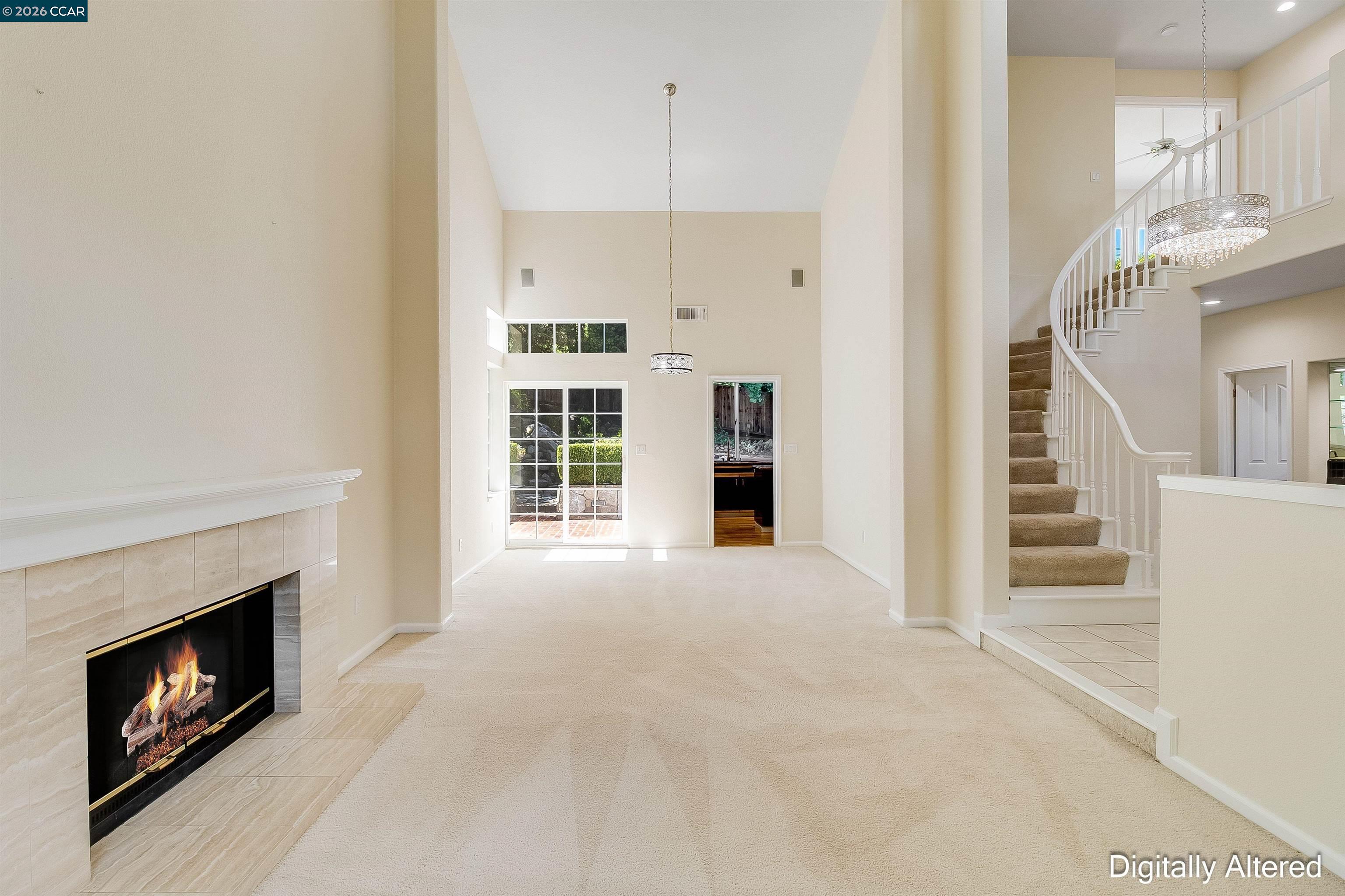 220 Valley Glen Ln