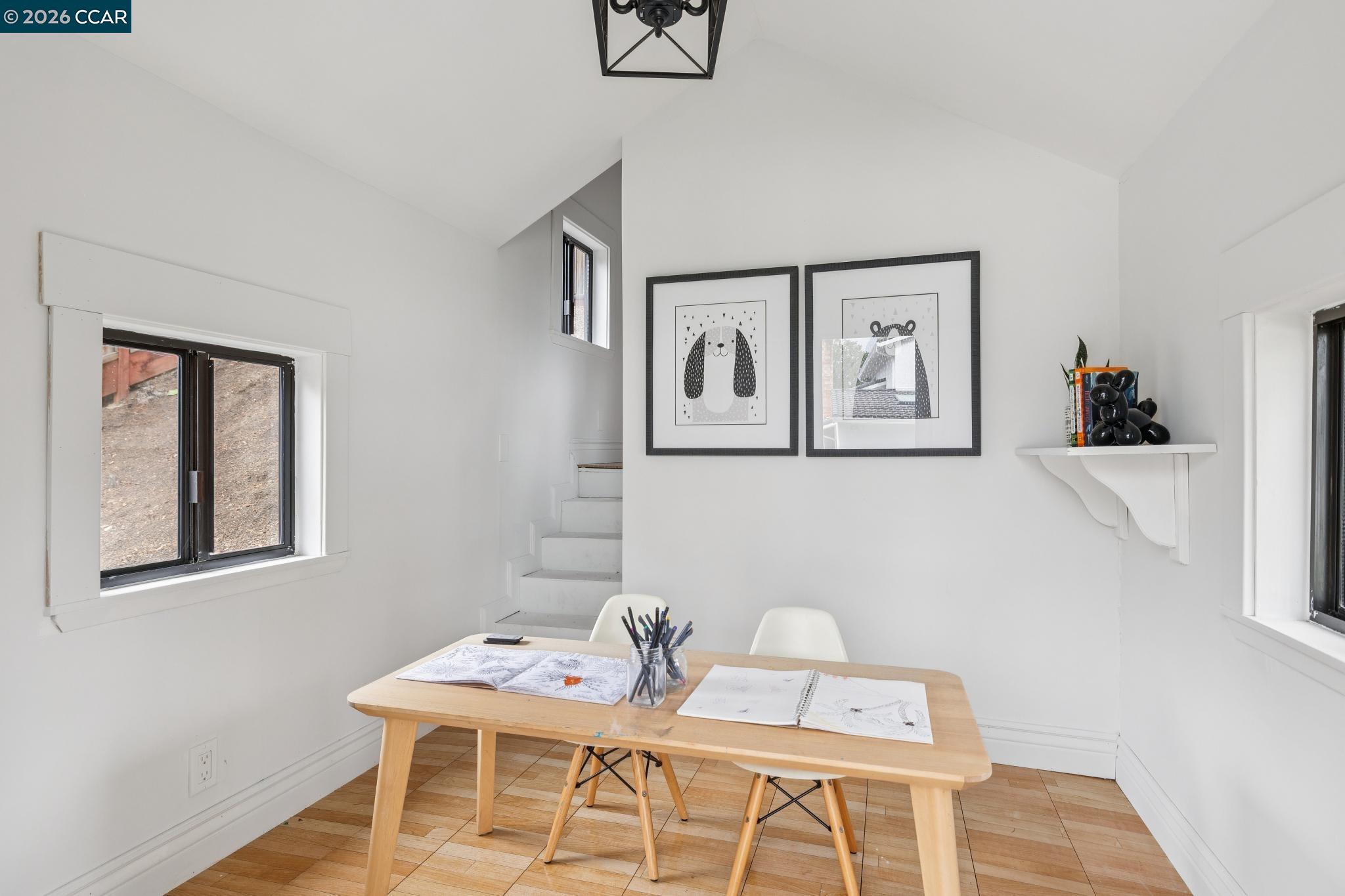 121 Castleford Cir