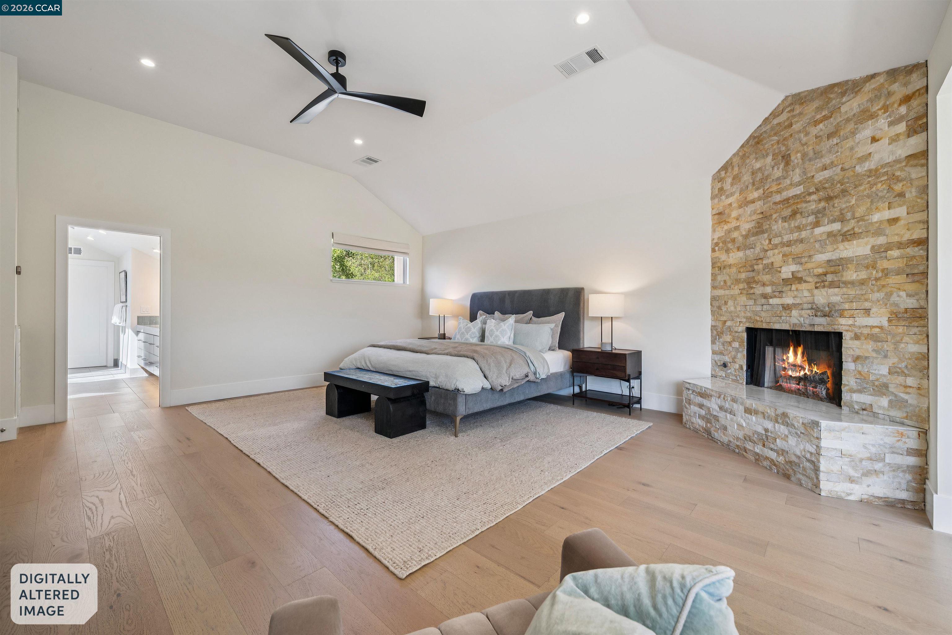207 Live Oak Dr
