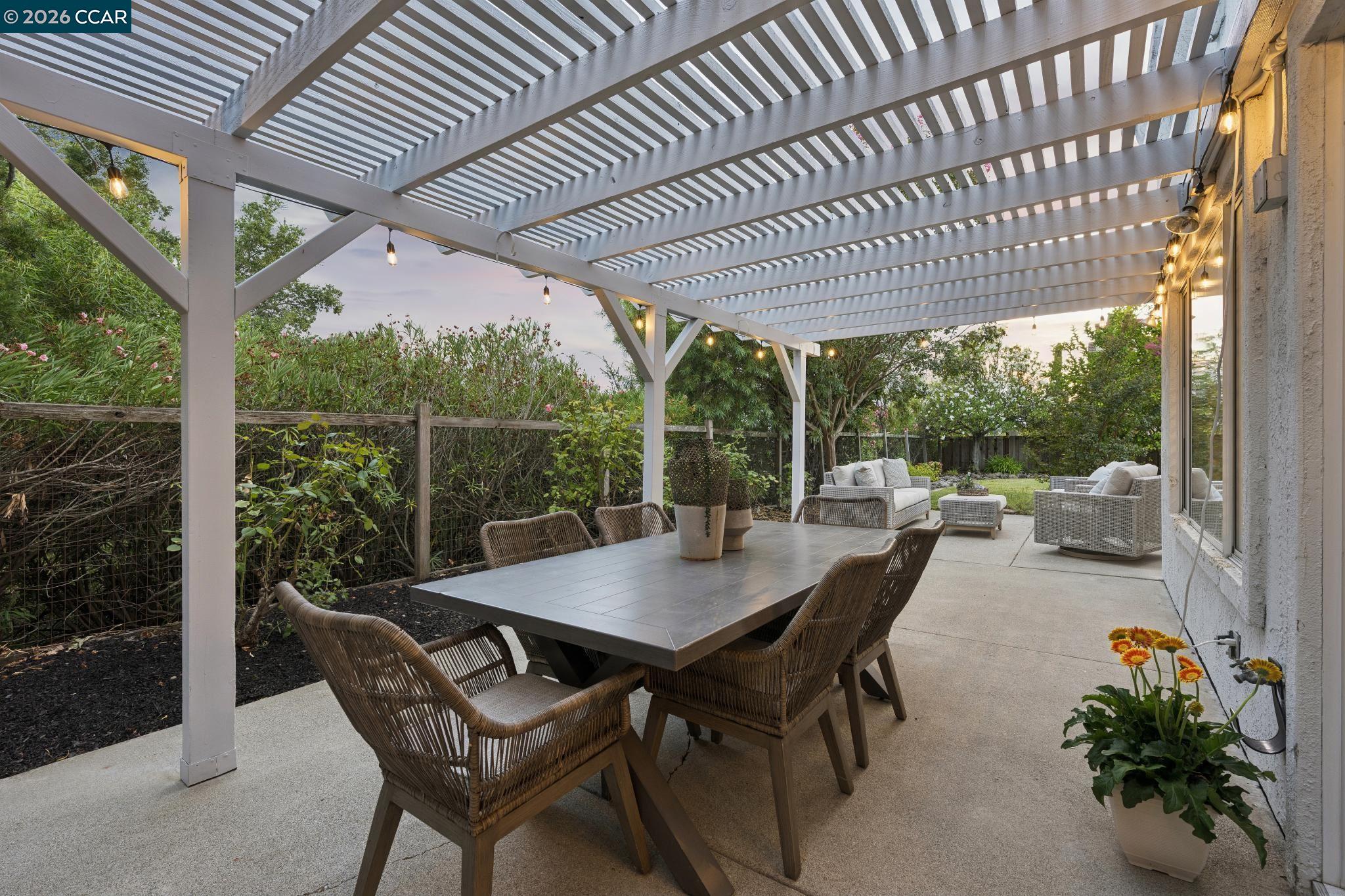 732 Trent Terrace