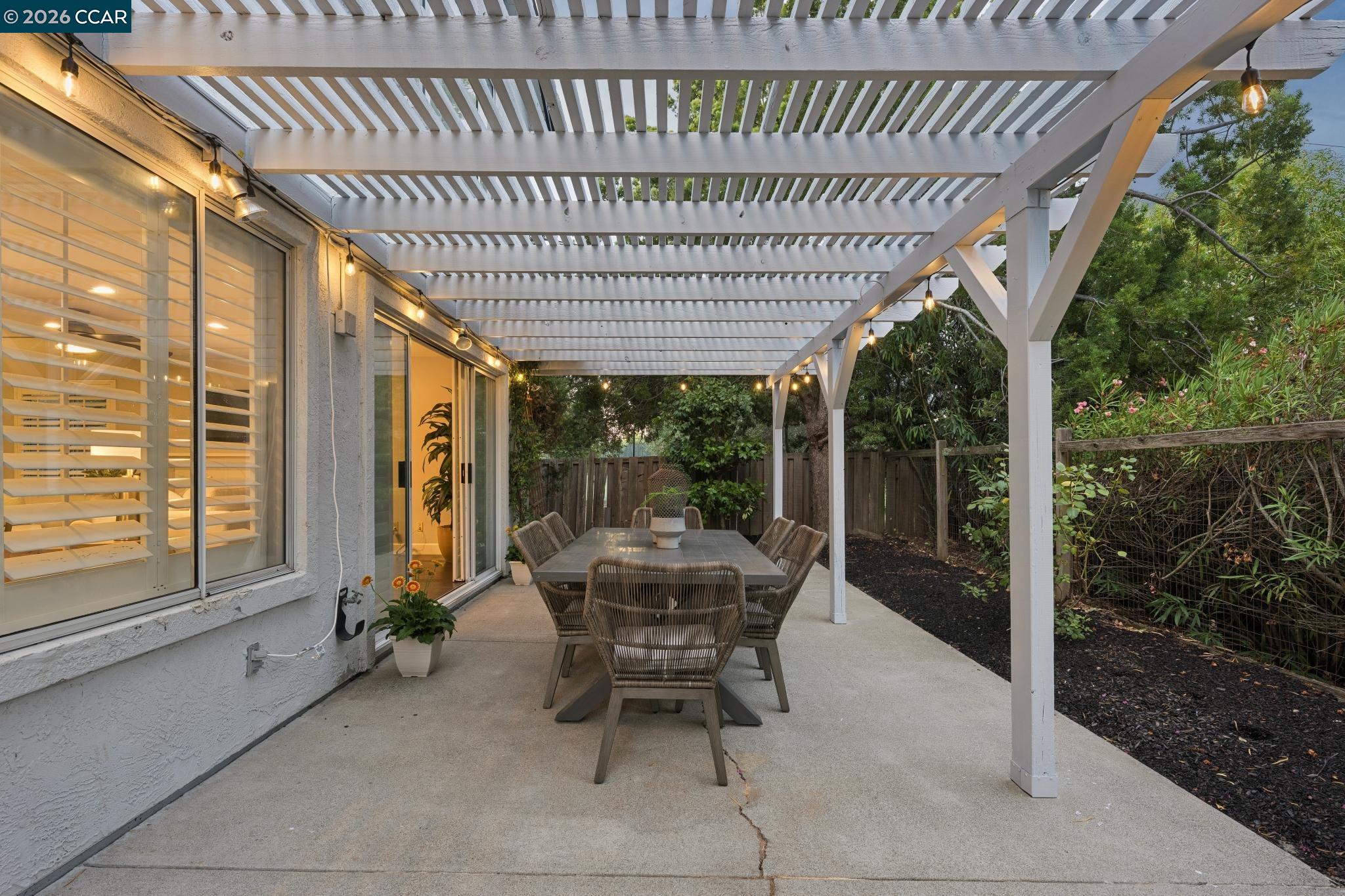 732 Trent Terrace