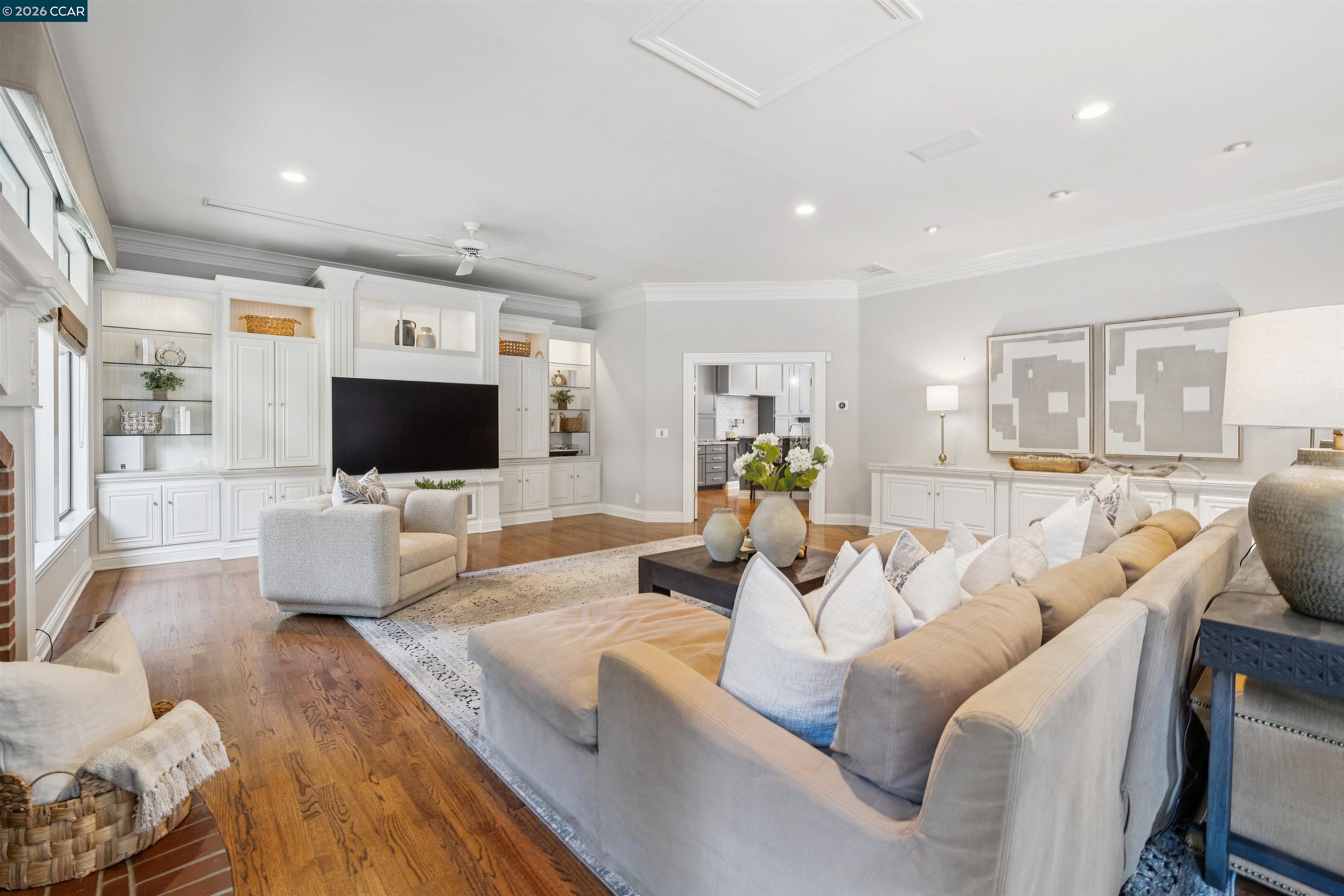 3357 Deer Hollow Dr