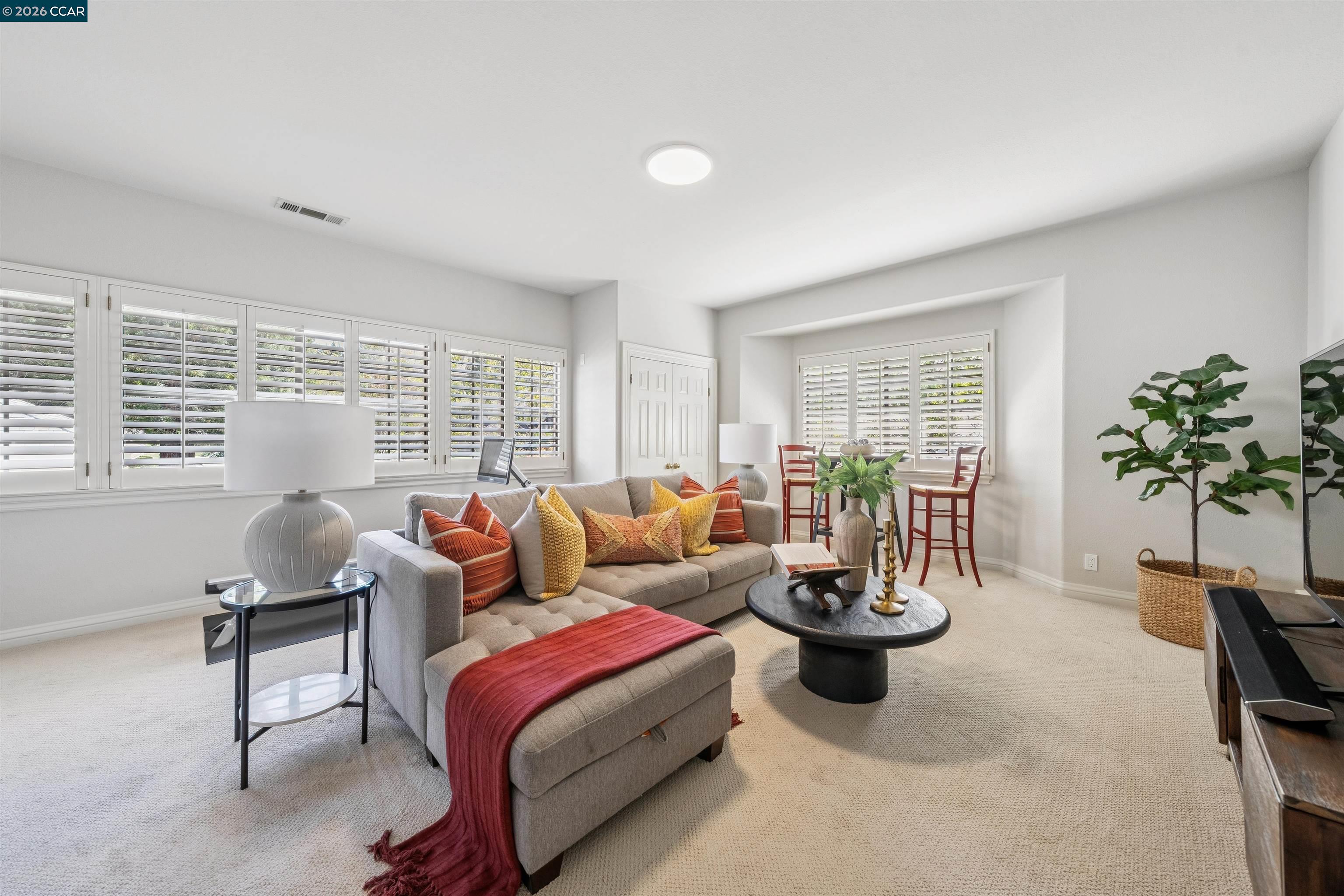 3357 Deer Hollow Dr