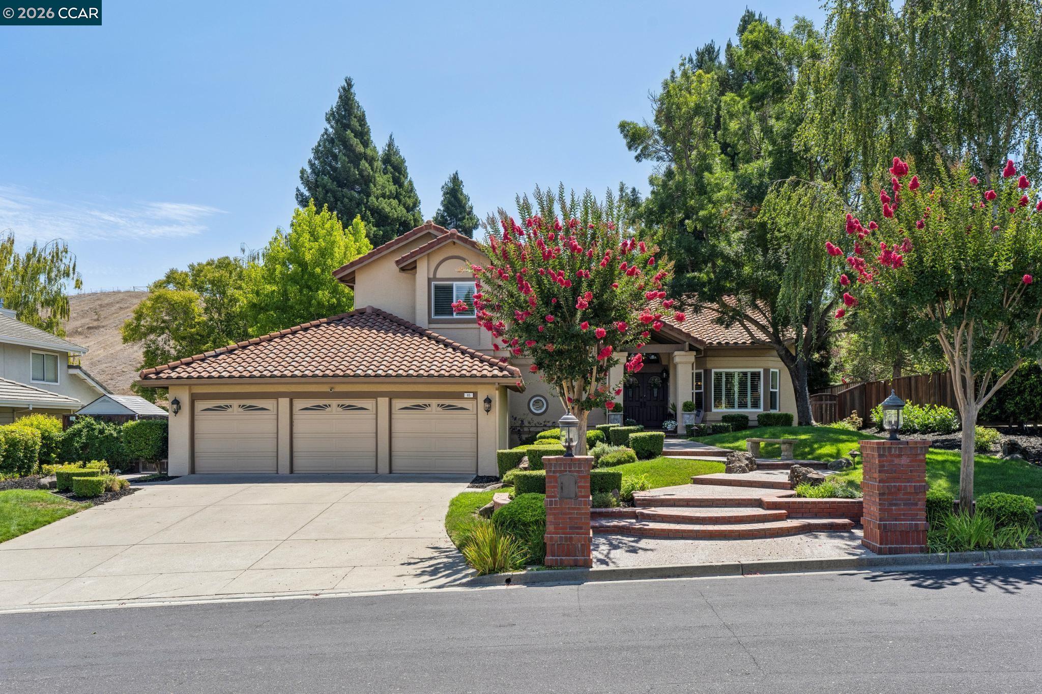 65 Country Hills Ct