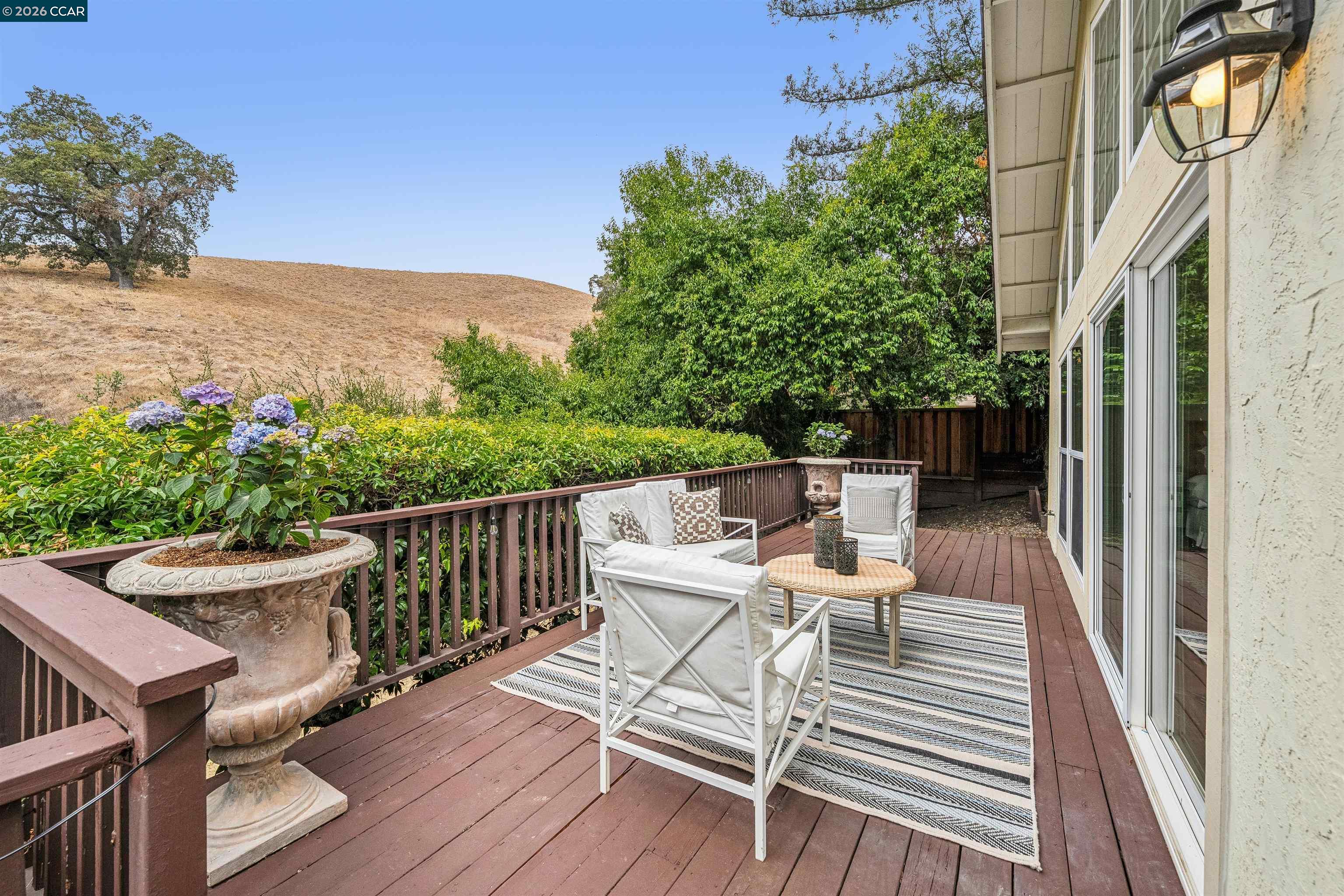 2175 Canyon Oak Ln