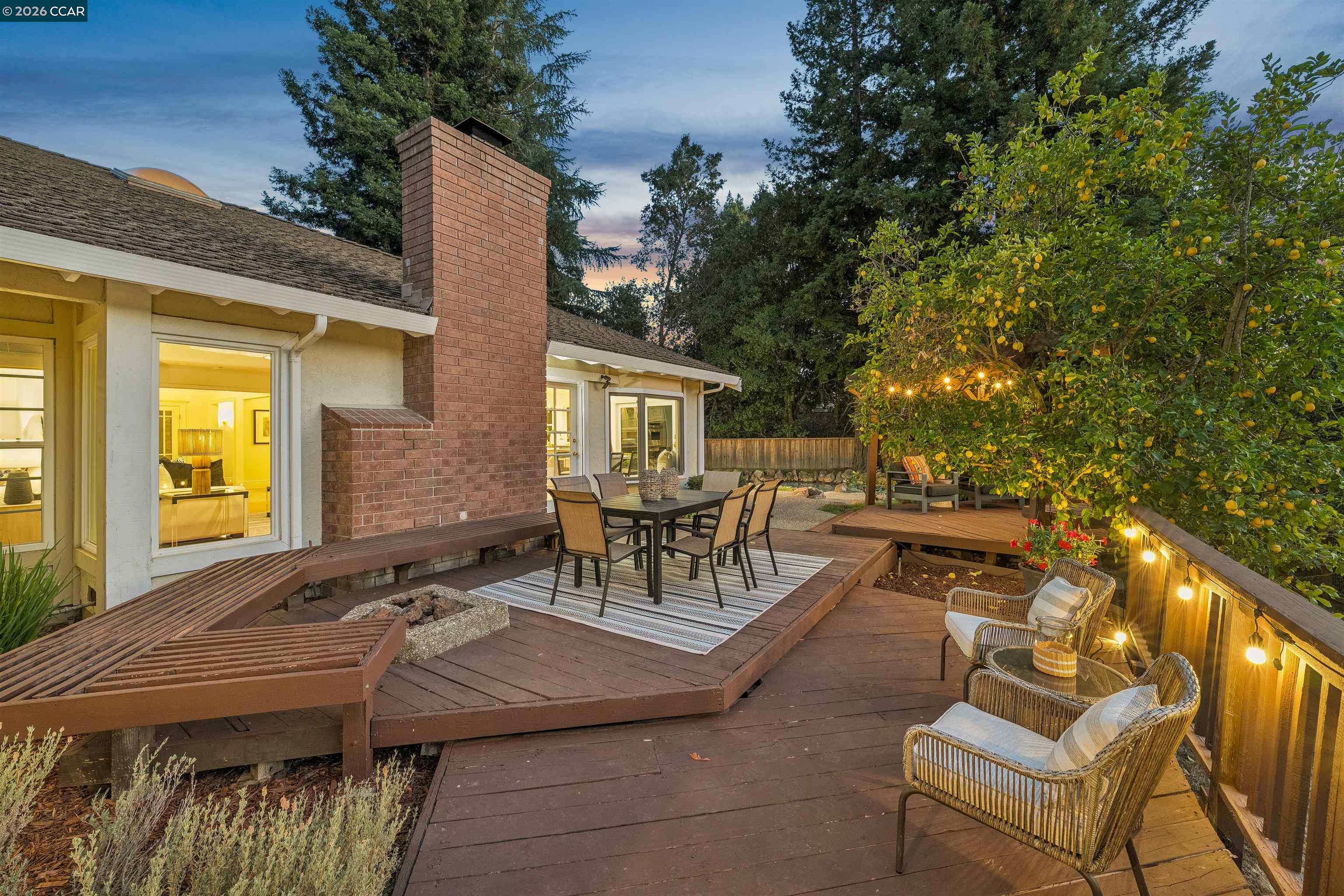 2175 Canyon Oak Ln