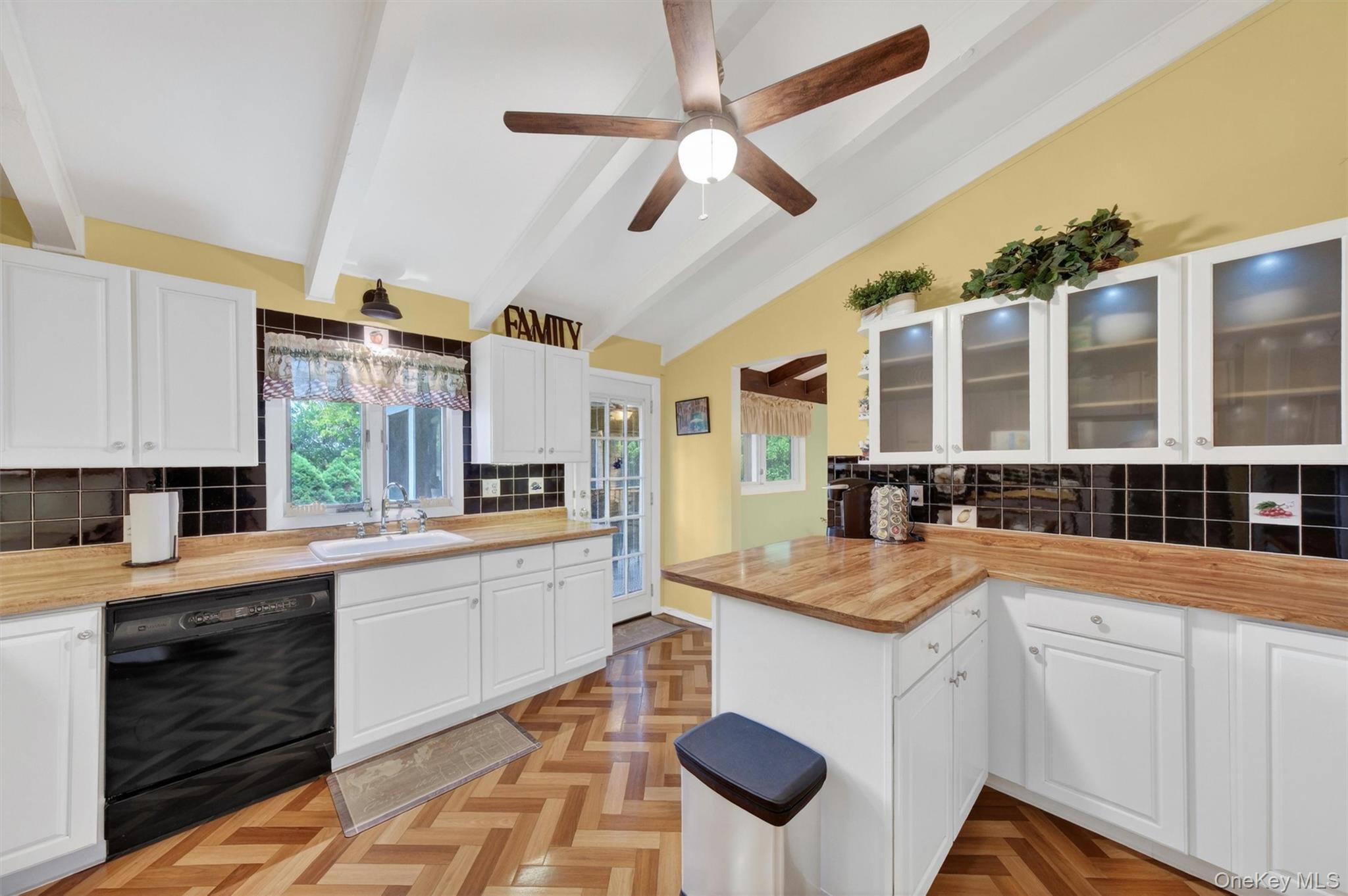 1 Rockledge Road