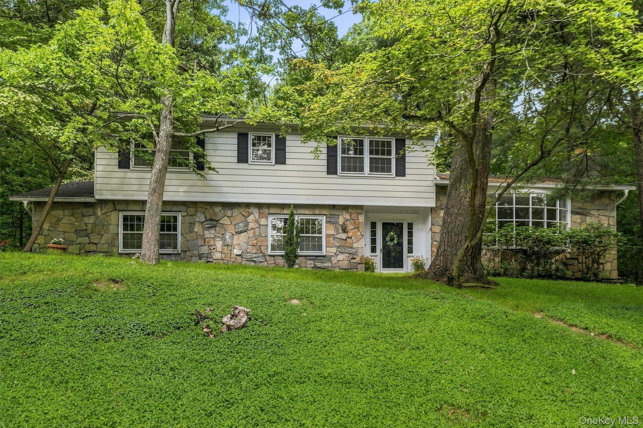75 Pleasant Ridge Drive