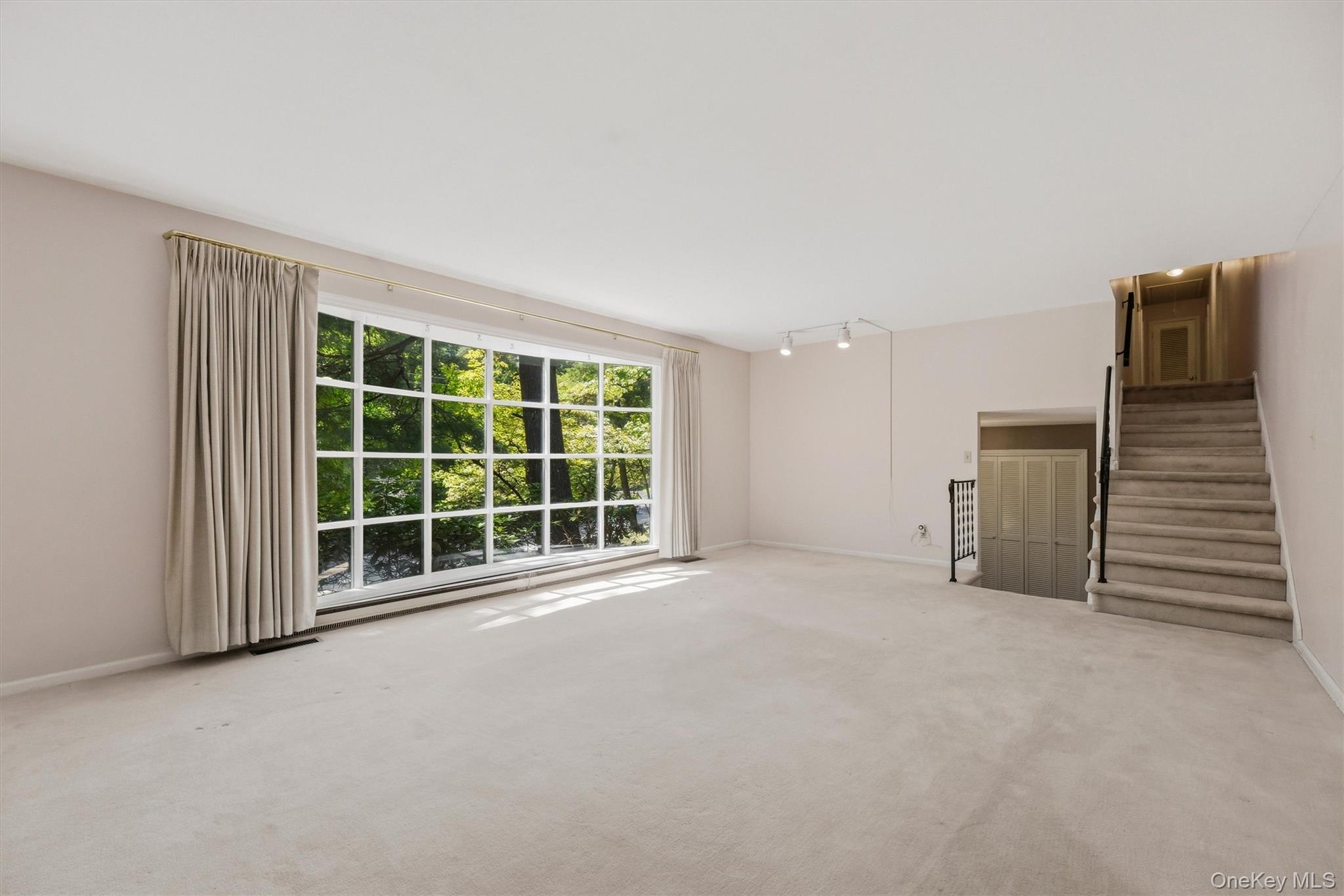 75 Pleasant Ridge Drive