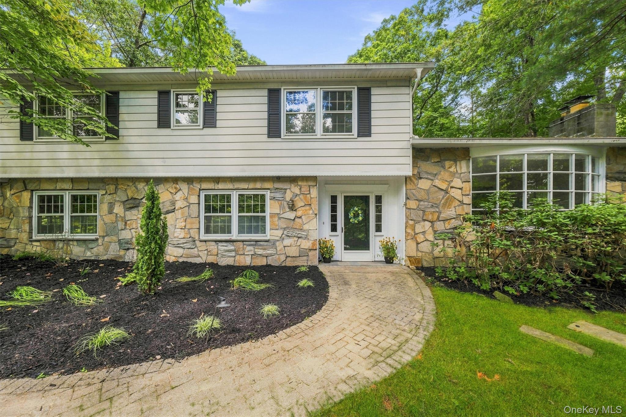 75 Pleasant Ridge Drive