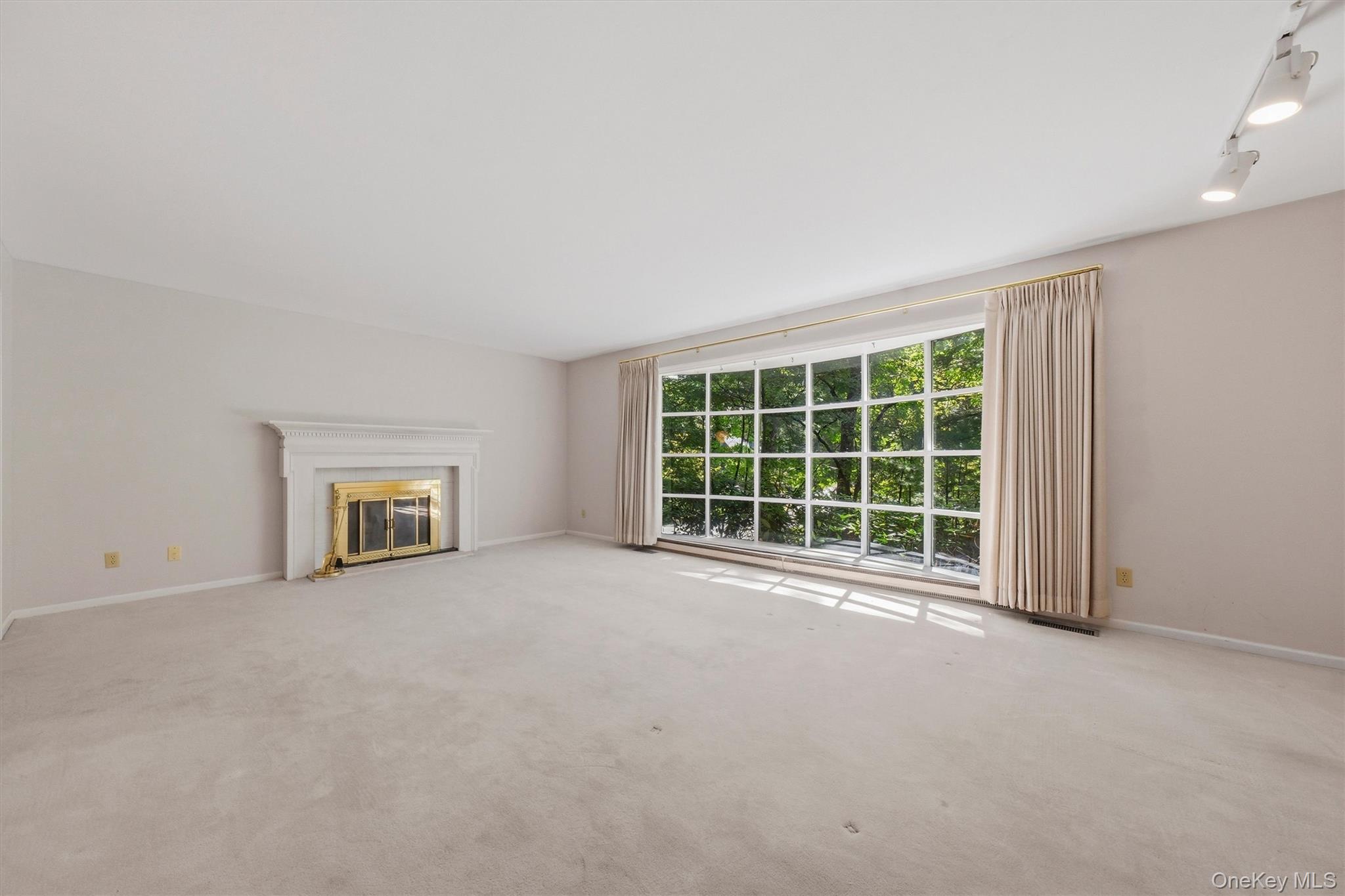75 Pleasant Ridge Drive