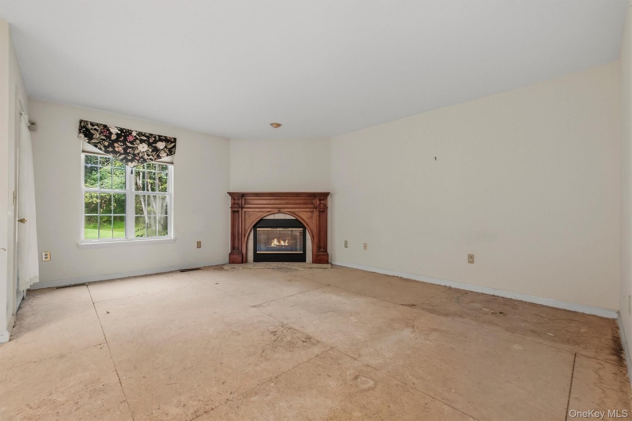 14 Glen Eagles Drive