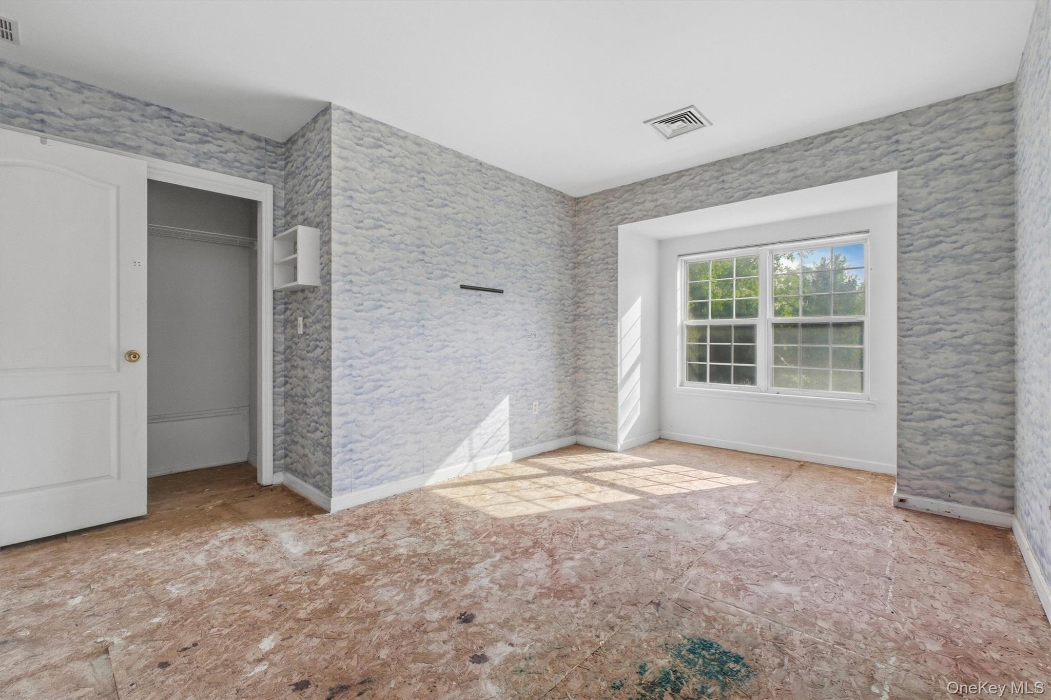 14 Glen Eagles Drive
