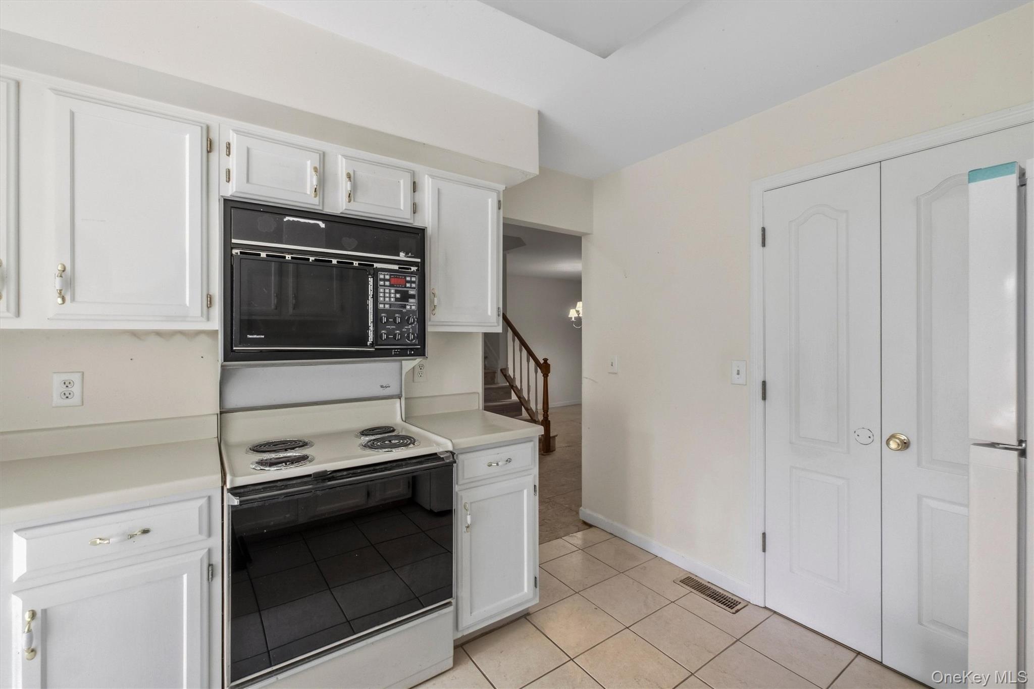 14 Glen Eagles Drive