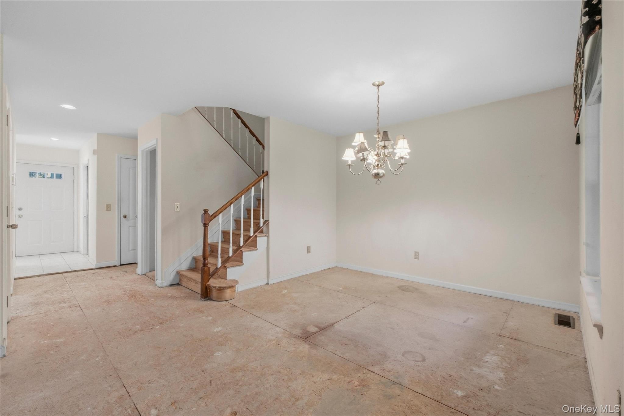 14 Glen Eagles Drive