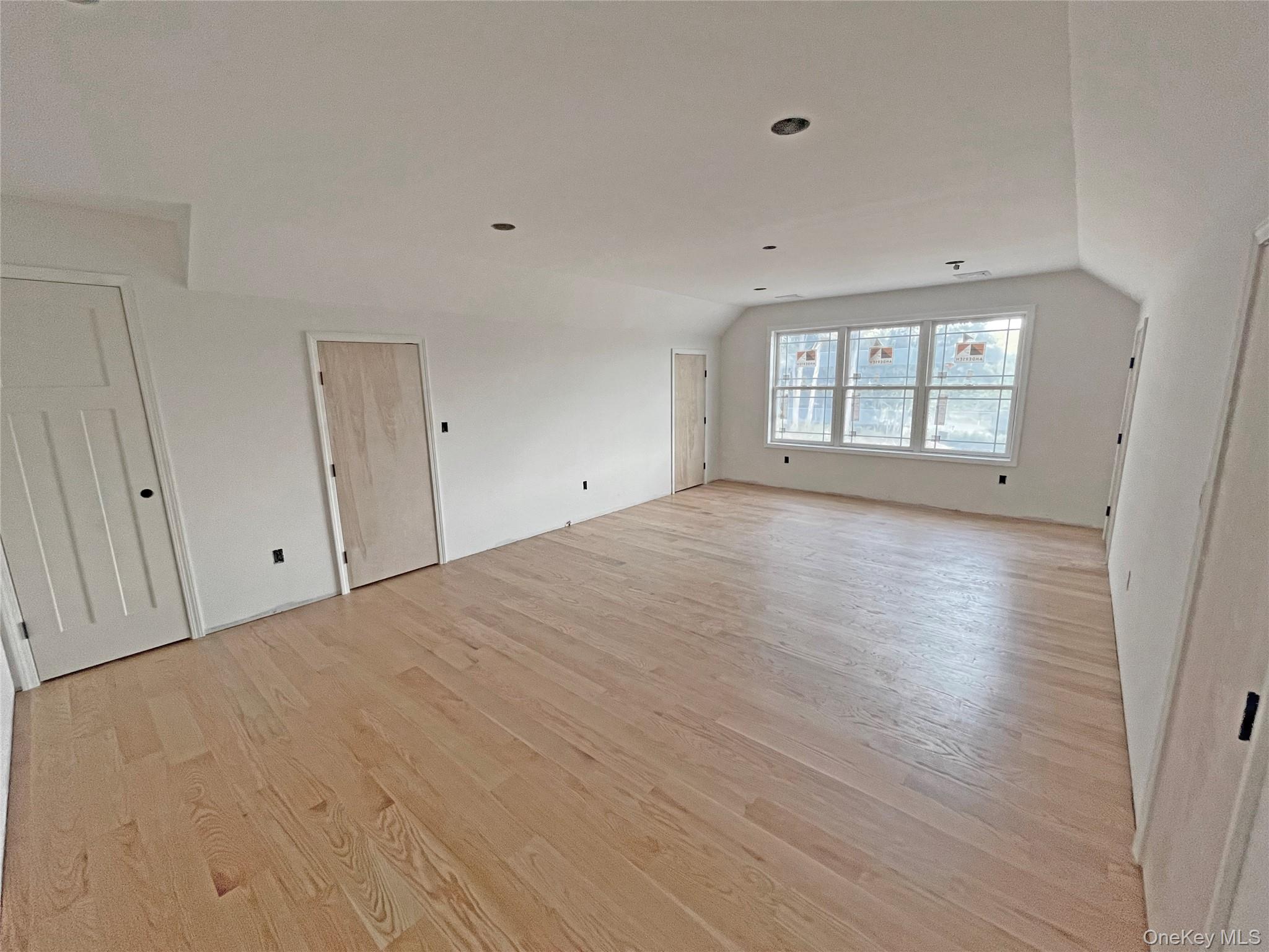 32 Meadow View Court