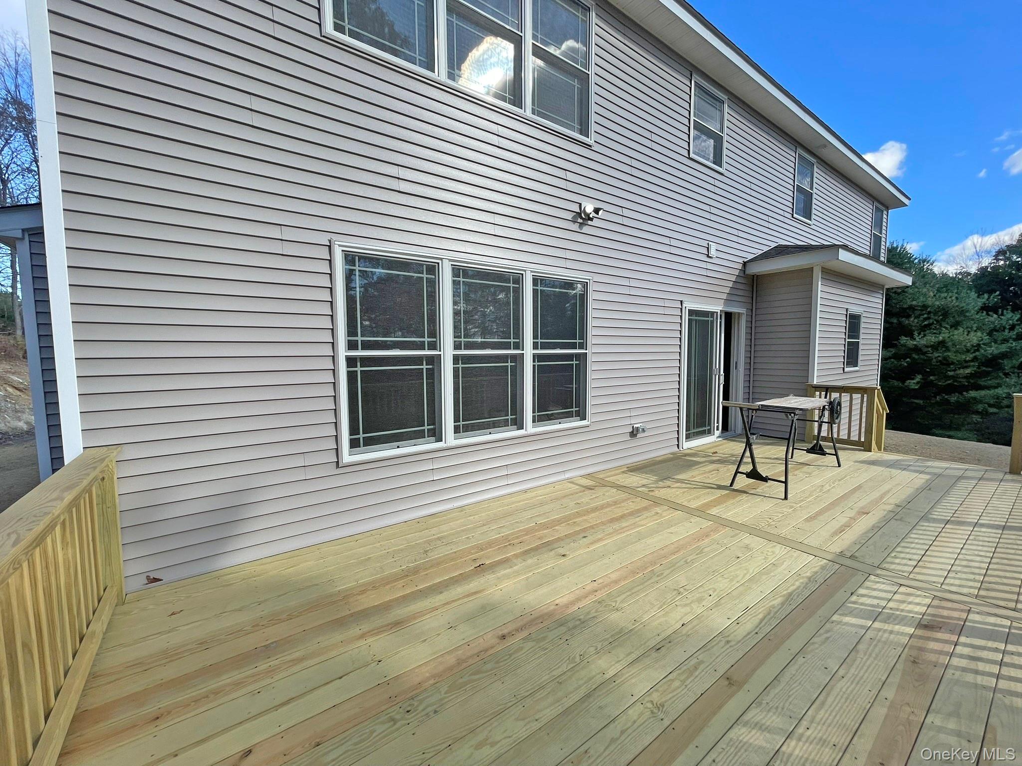 32 Meadow View Court