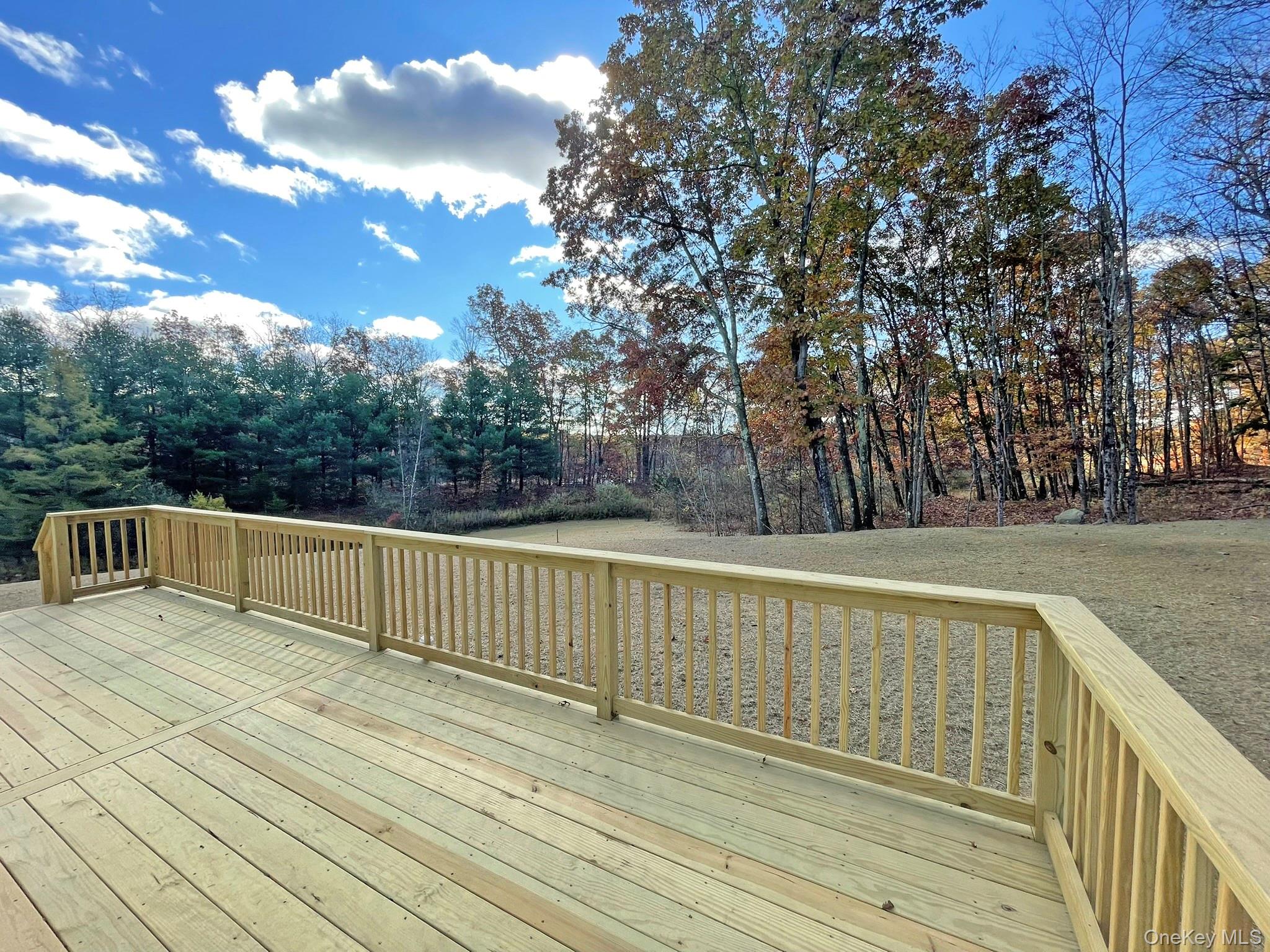 32 Meadow View Court