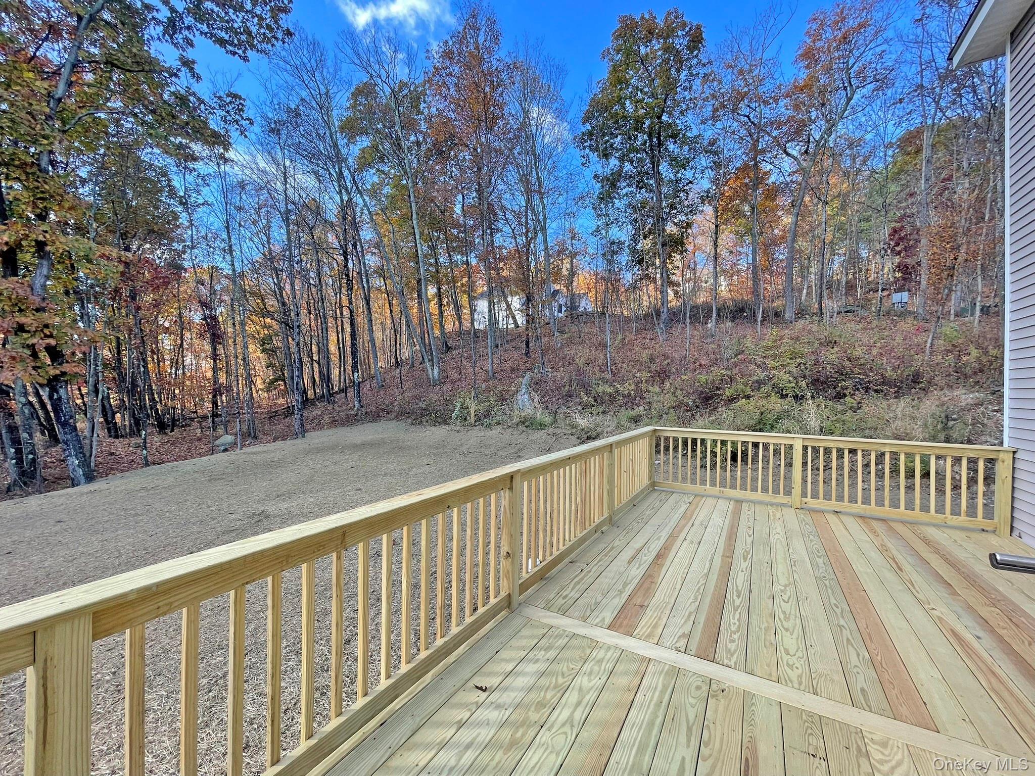 32 Meadow View Court