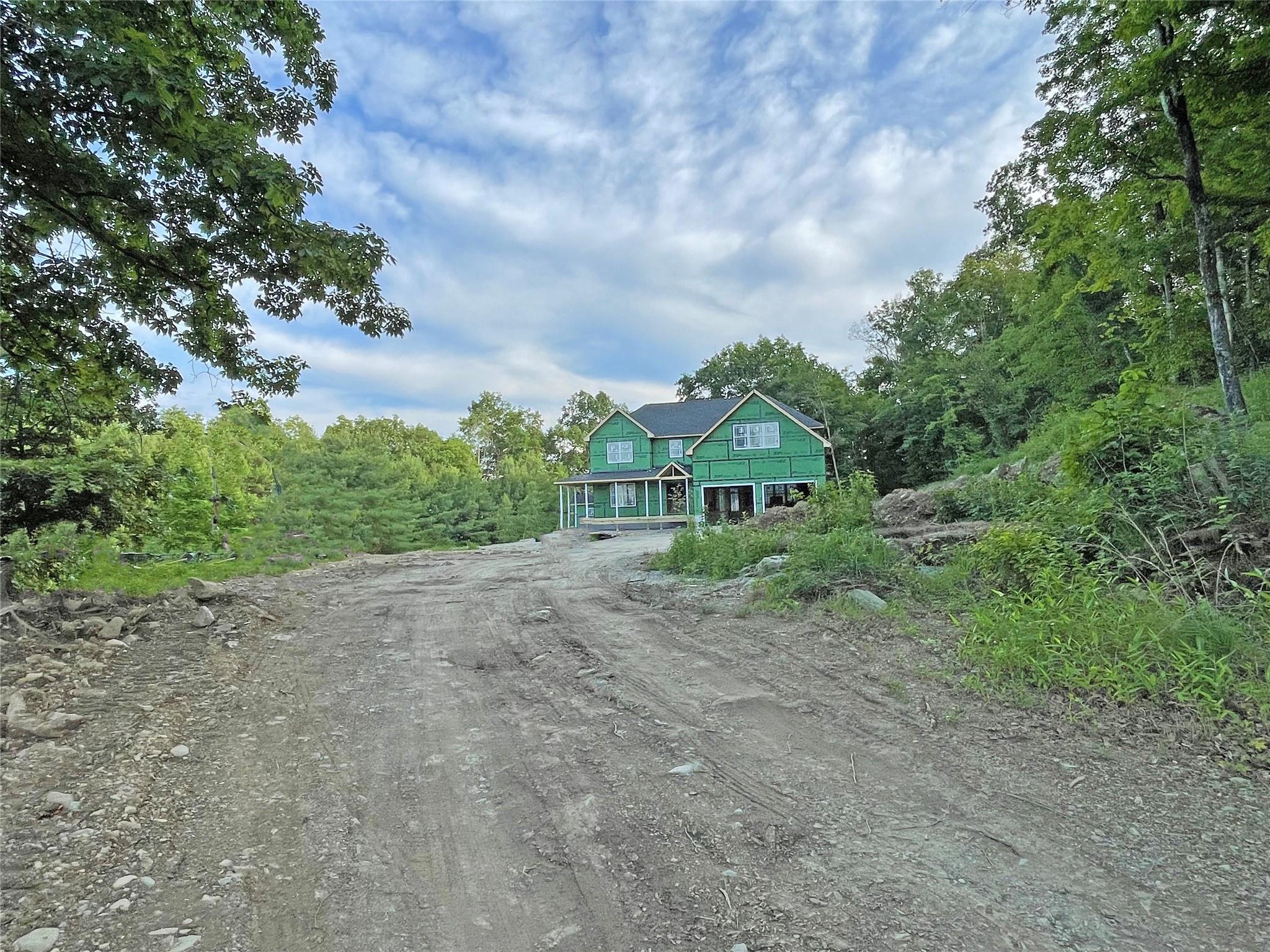 32 Meadow View Court