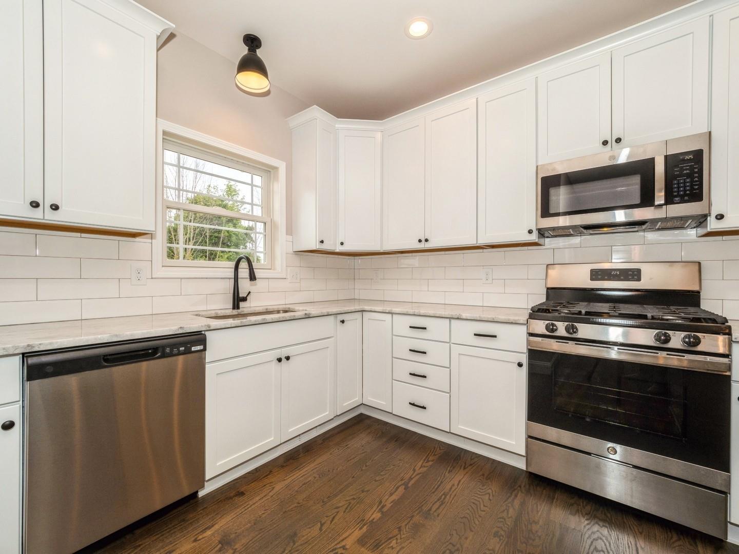 32 Meadow View Court