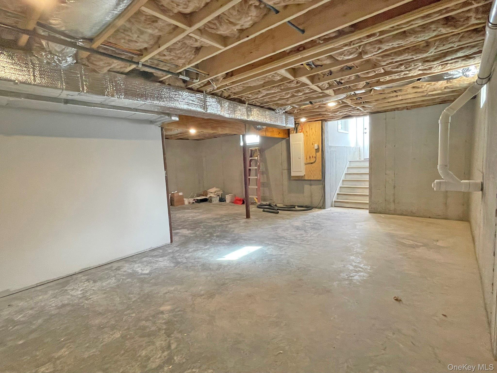 32 Meadow View Court