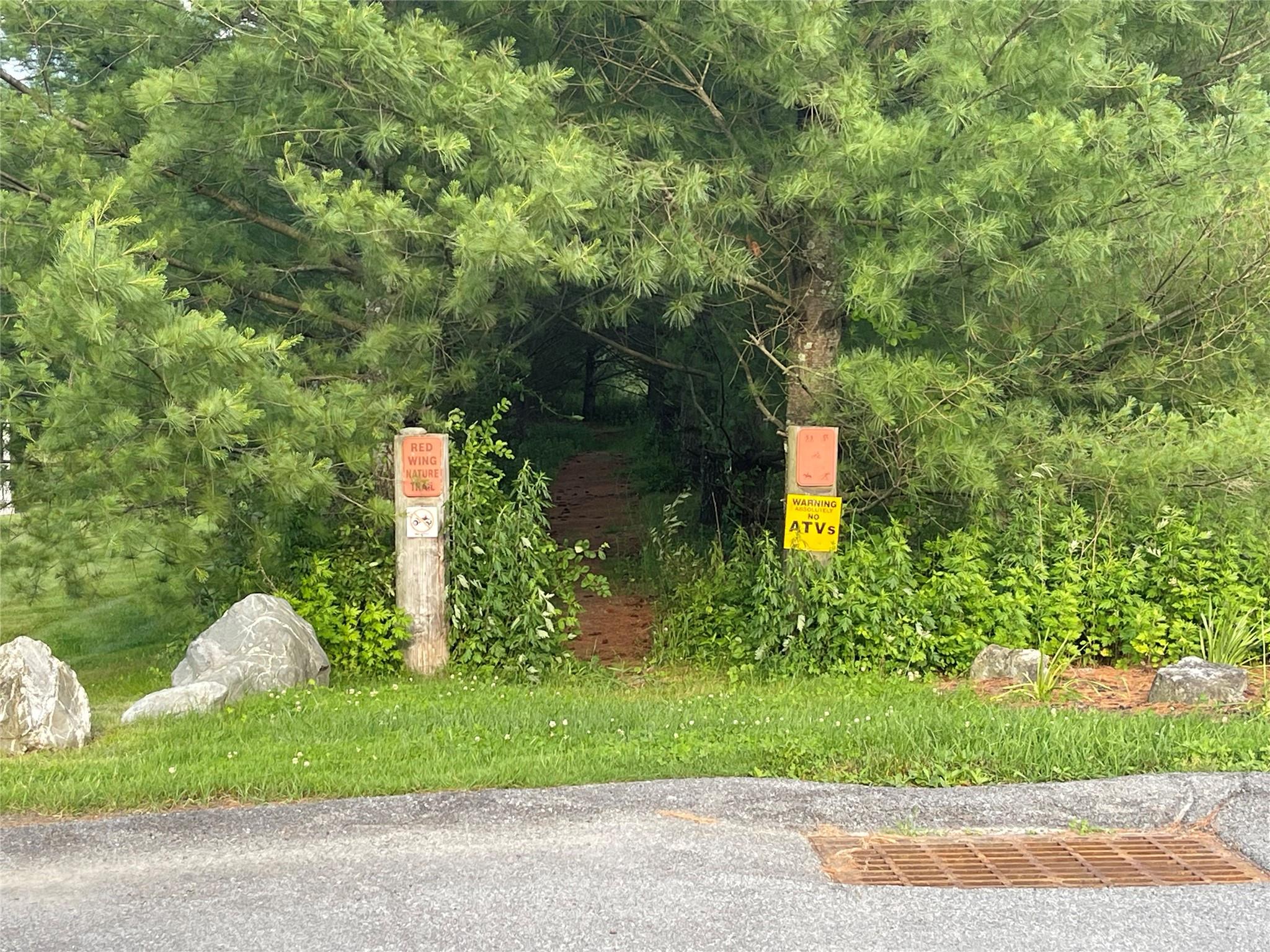 32 Meadow View Court