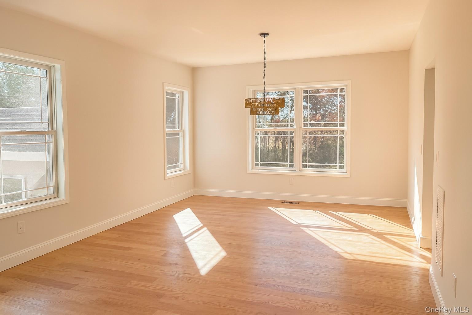 32 Meadow View Court