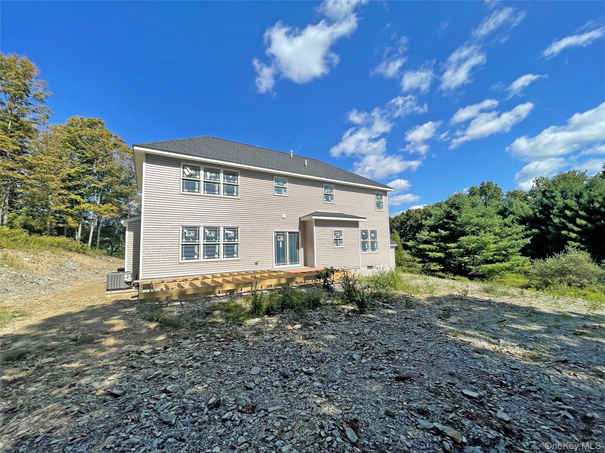 32 Meadow View Court