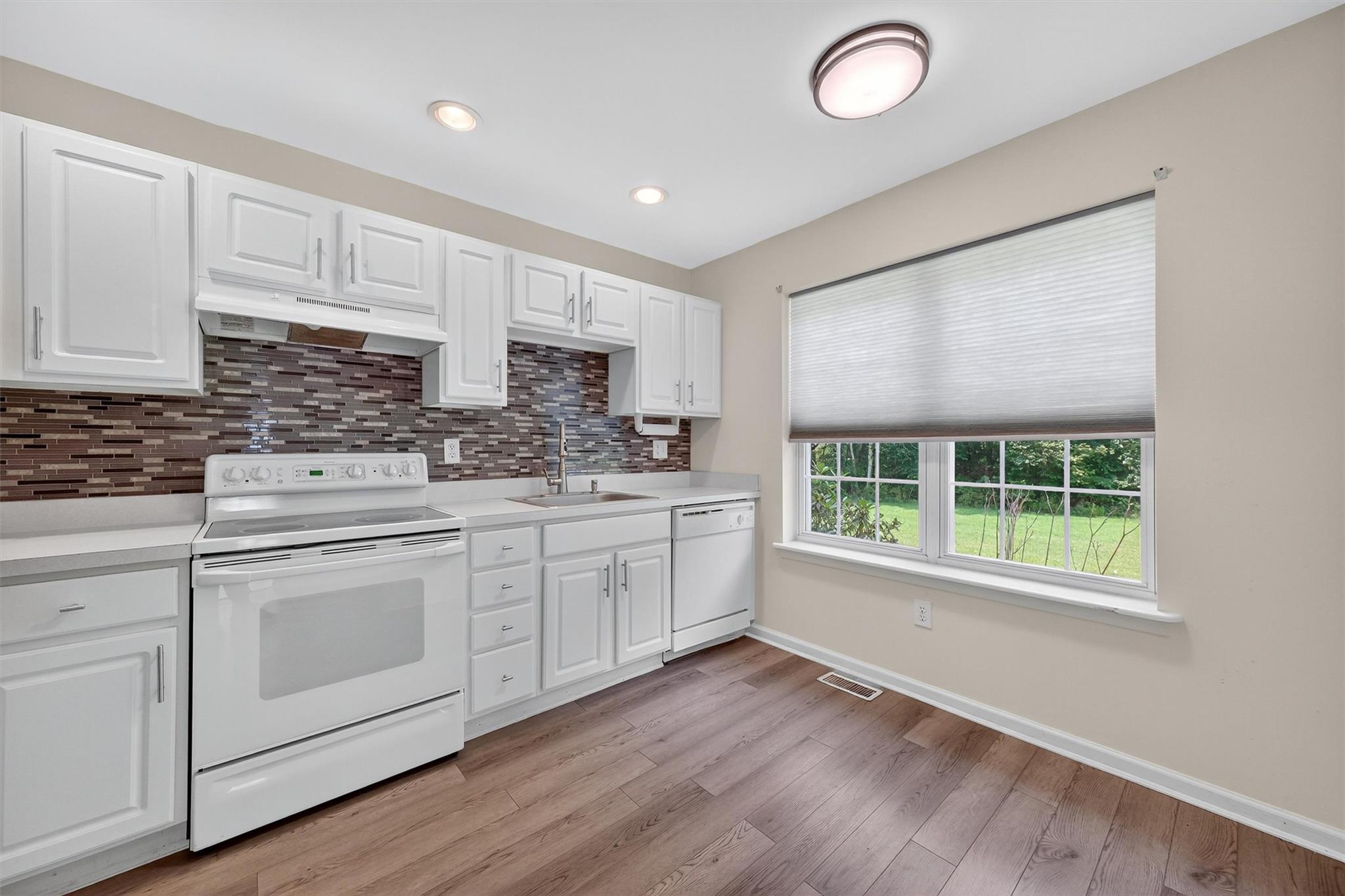 129 Stringham Road Unit: 32