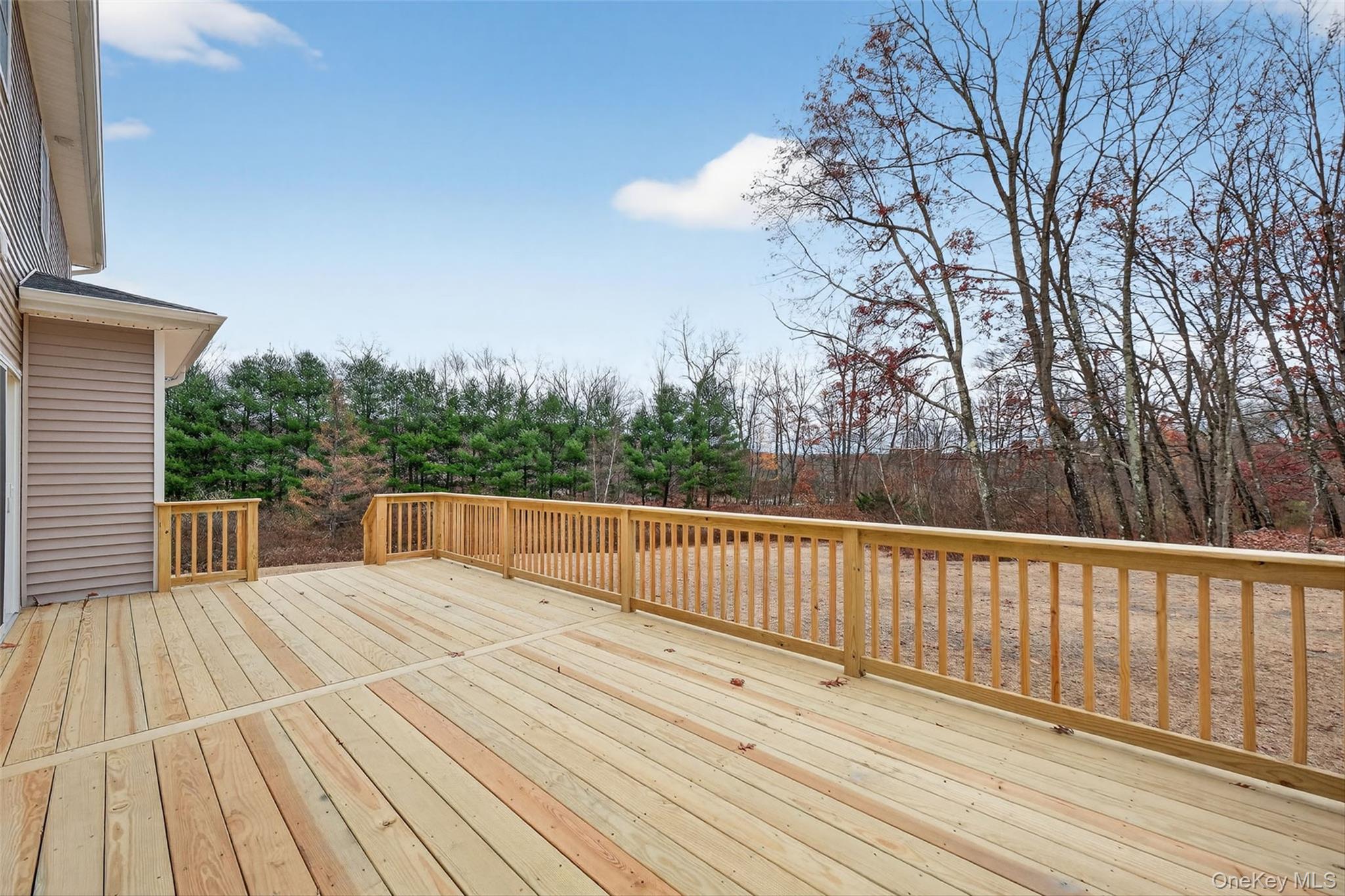 32 Meadow View Court