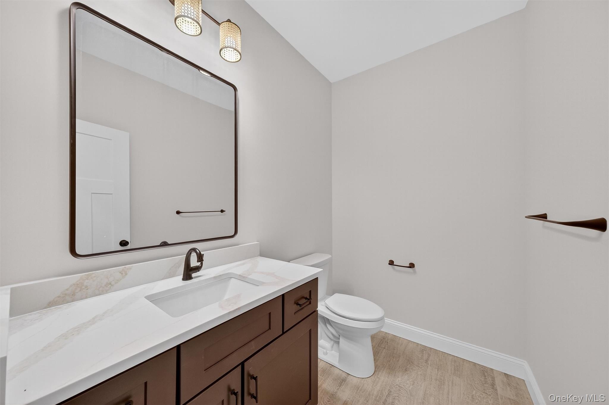 32 Meadow View Court