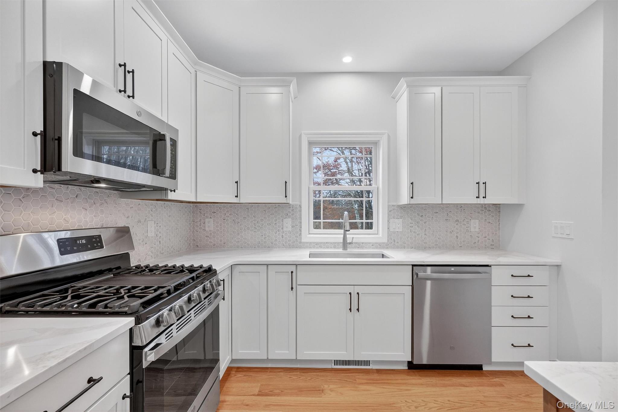 32 Meadow View Court