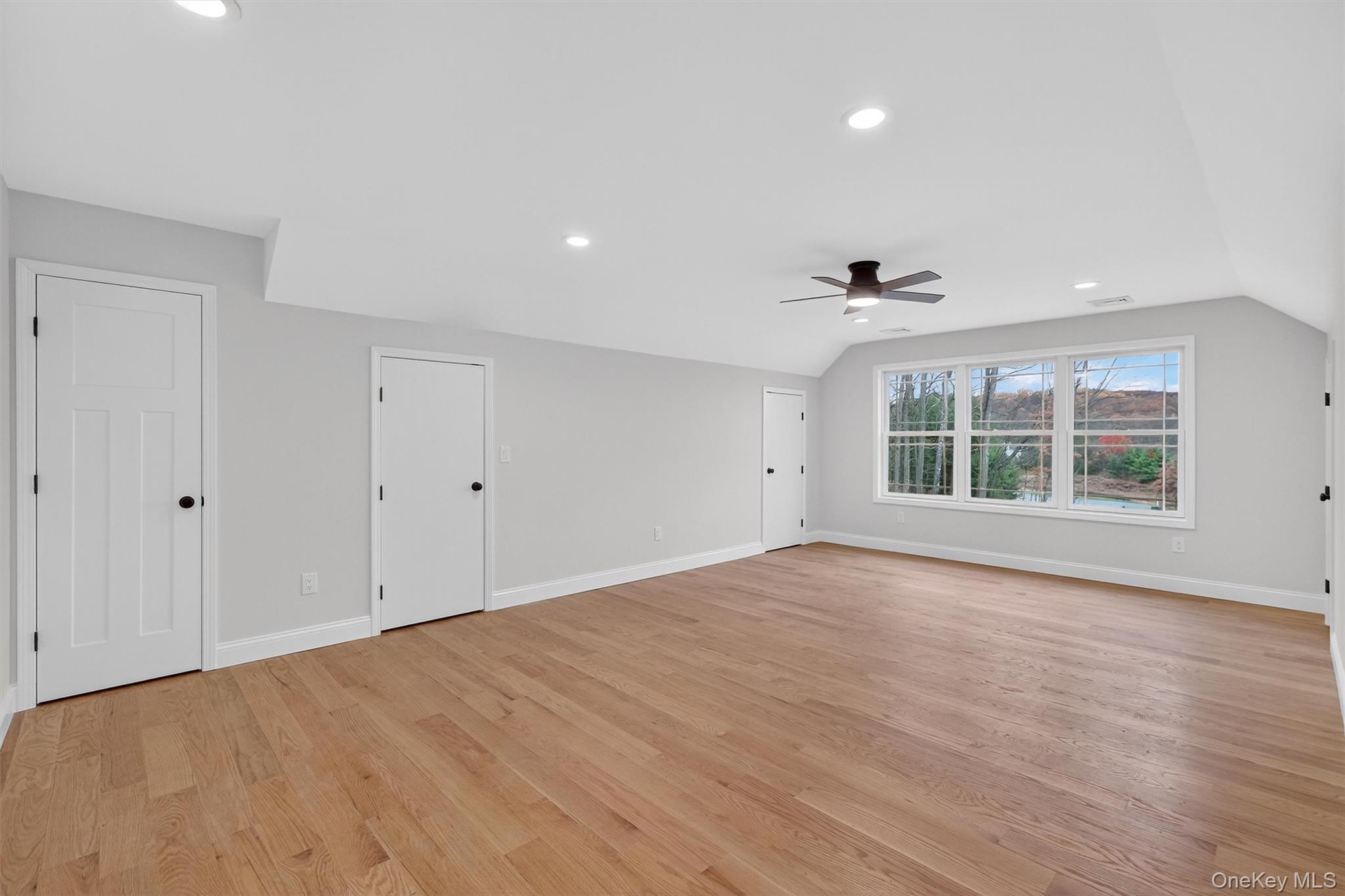 32 Meadow View Court